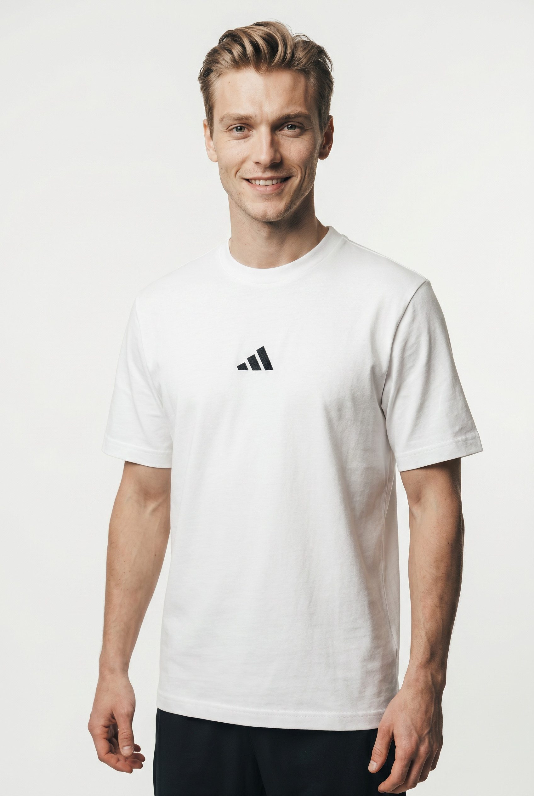 adidas Sportswear T-Shirt ESSENTIALS SMALL LOGO SINGLE JERSEY sportliches Kurzarmshirt, mit Rundhalsausschnitt. Reduzierter Preis € 19,99. Unverbindliche Preisempfehlung € 25,00