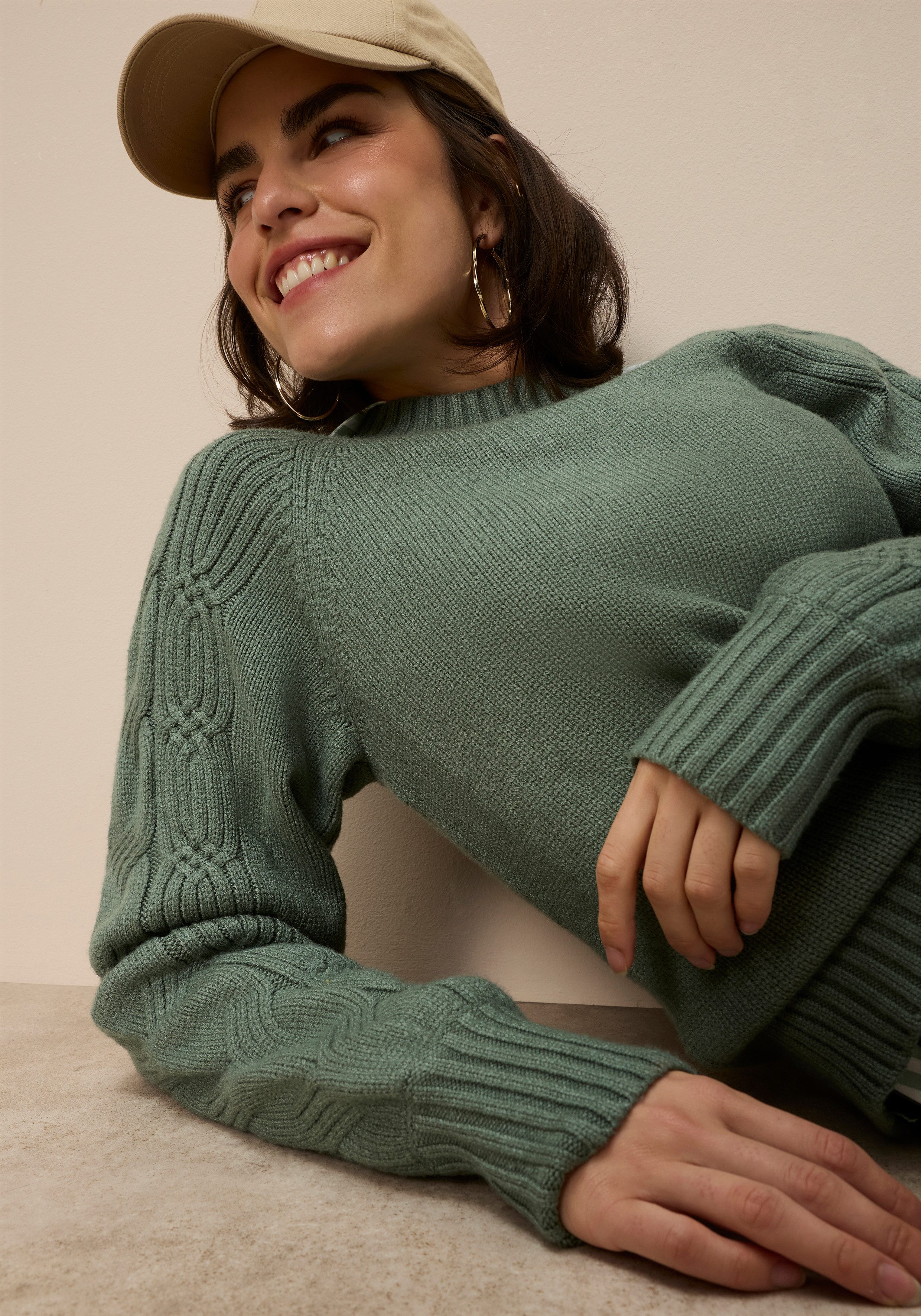 Tamaris Strickpullover mit Rundhals-Ausschnitt und Zopfmuster