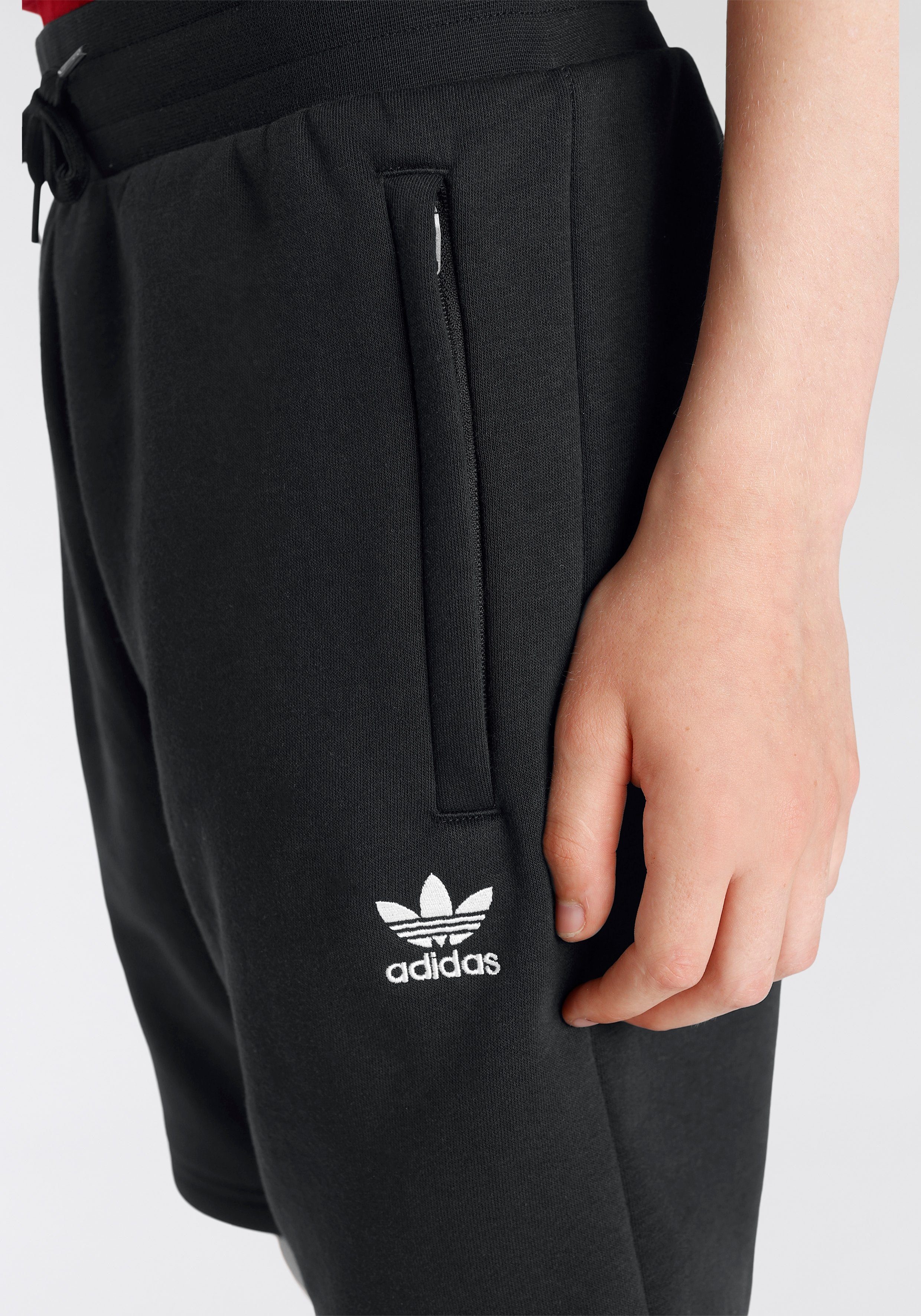 Shorts (1-tlg) adidas SHORTS Originals Black