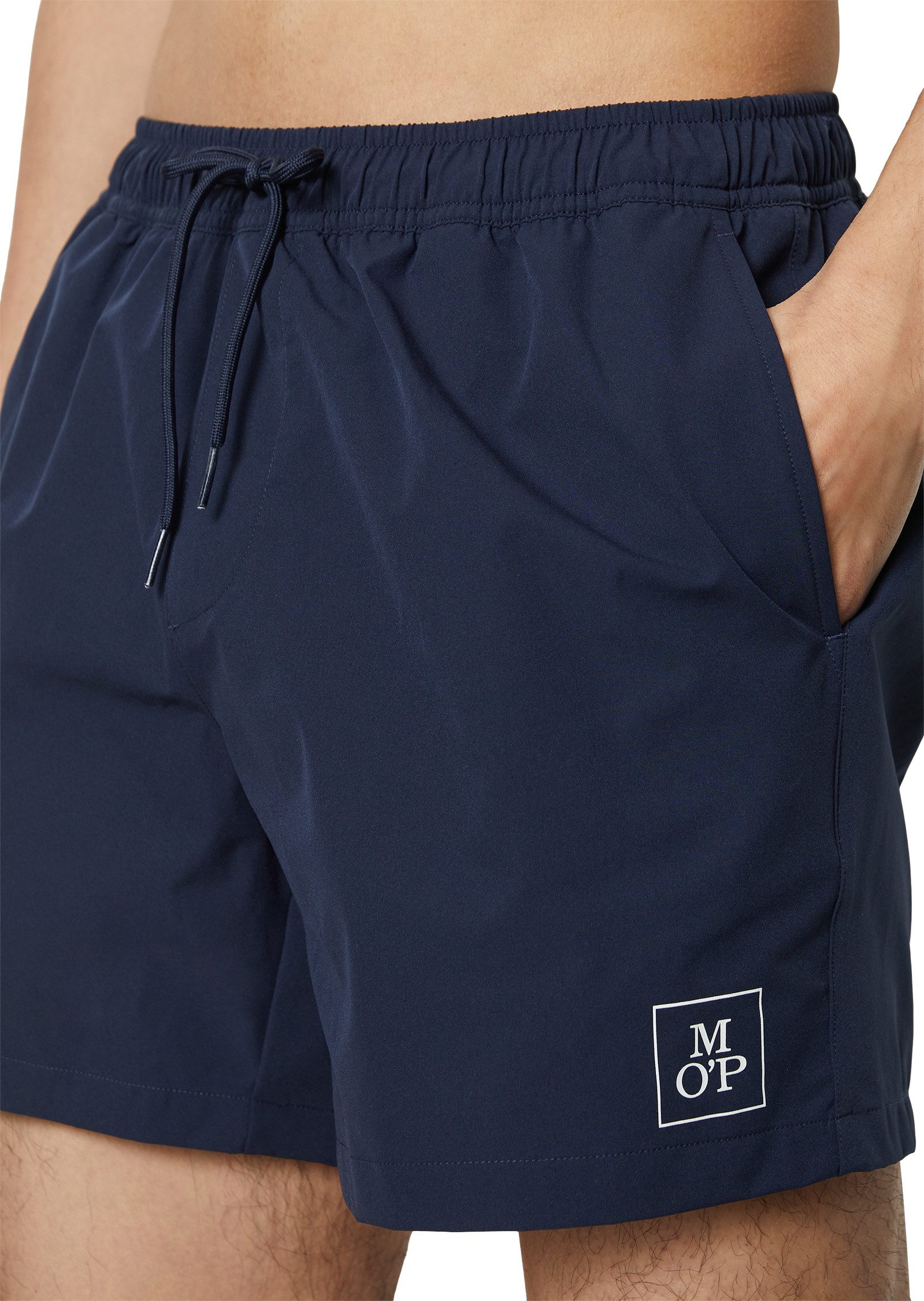 Marc O'Polo Badeshorts Essentials mit dezentem Logoprint