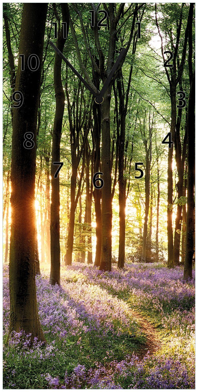 Wallario Wanduhr Blaue Hasenglöckchen im Wald mit Sonnenstrahlen (Uhr aus Acryl)