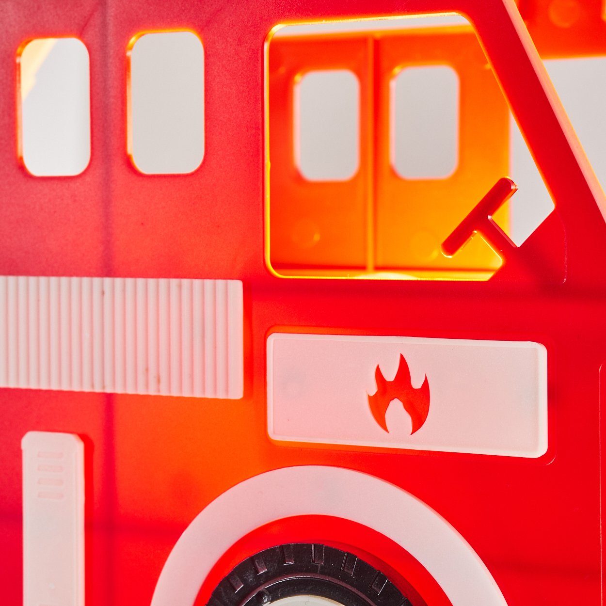 hofstein Pendelleuchte »Molare« rotes Leuchtmittel, Feuerwehrauto ohne 2xE27 Hängeleuchte, aus max. Watt, Kunststoff, 13 als Hängelampe auch Feuerwehr