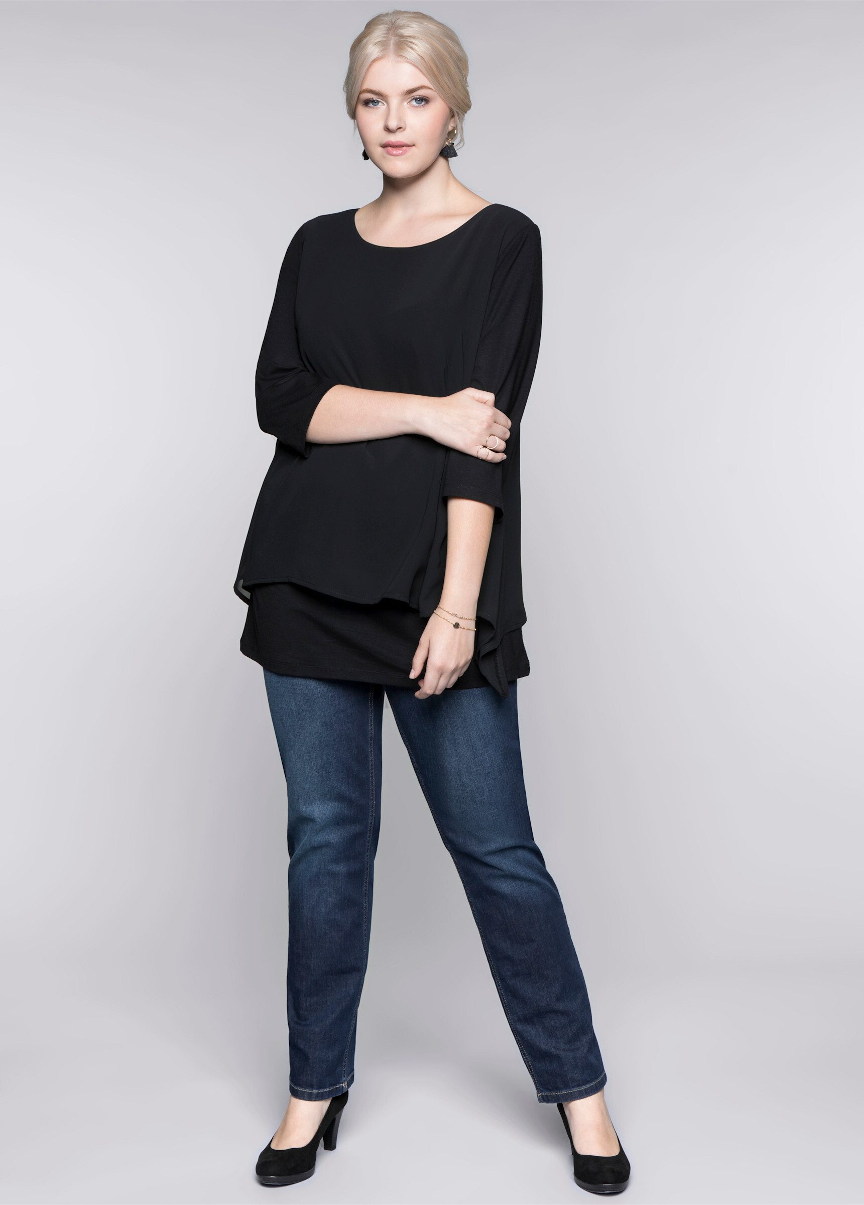 Sheego T-Shirt Blusenshirt . in leichter A-Linie mit Zipfelsaum günstig online kaufen