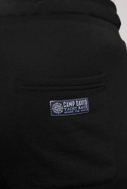 CAMP DAVID Sporthose mit Gesäßtasche