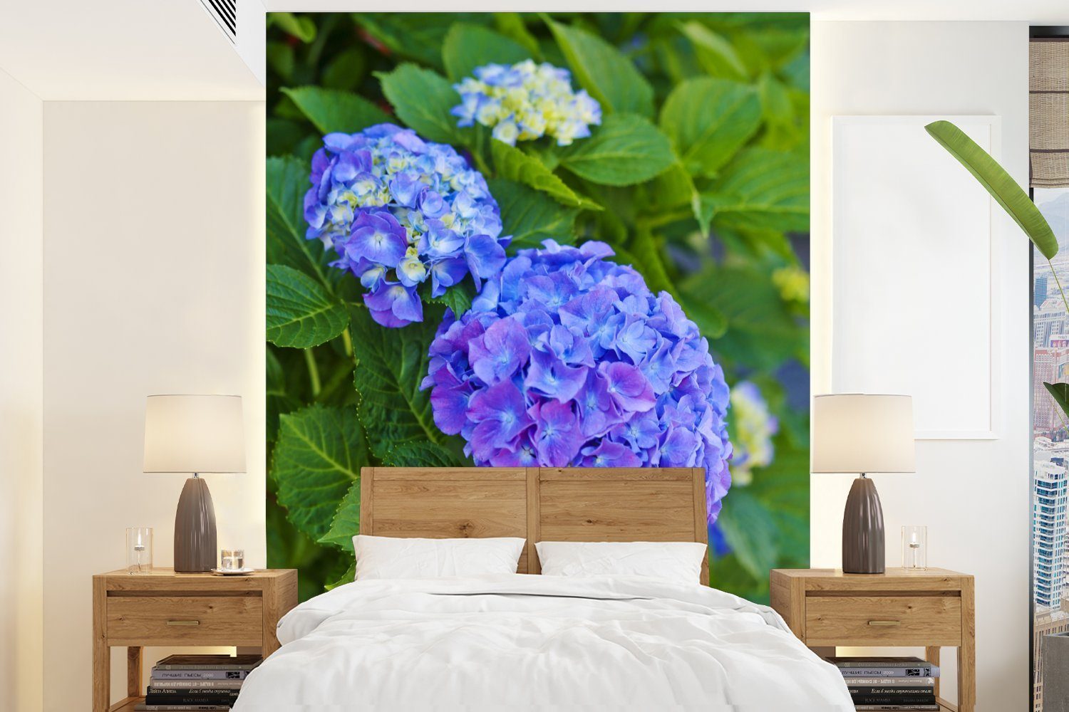 Wohnzimmer, Tapete MuchoWow Vinyl St), violett-blauen Nahaufnahme Wandtapete für (4 Fototapete Matt, einer Montagefertig Hortensie, bedruckt,