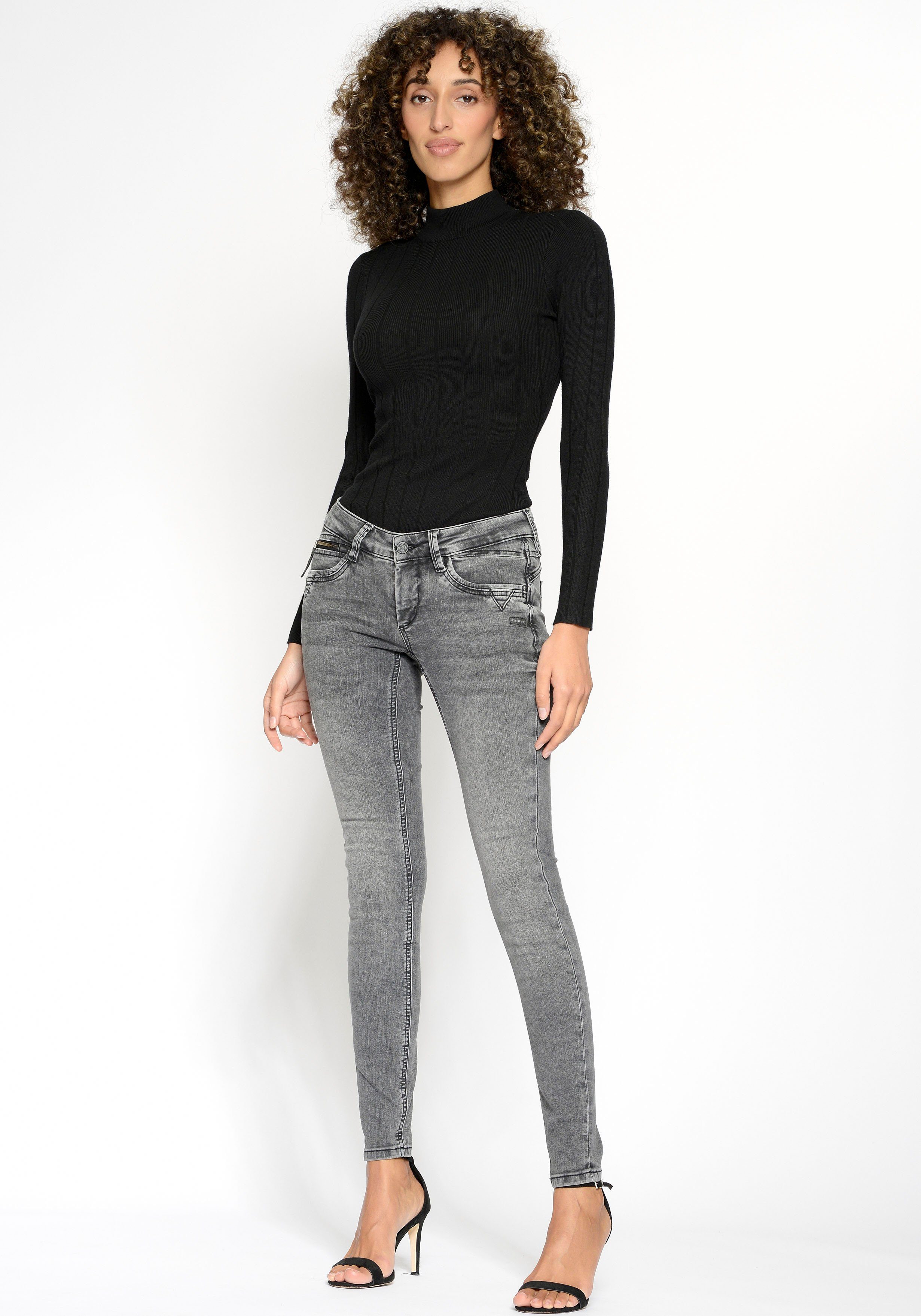 GANG Skinny-fit-Jeans 94Nikita Coinpocket mit Zipper-Detail der an vint grey