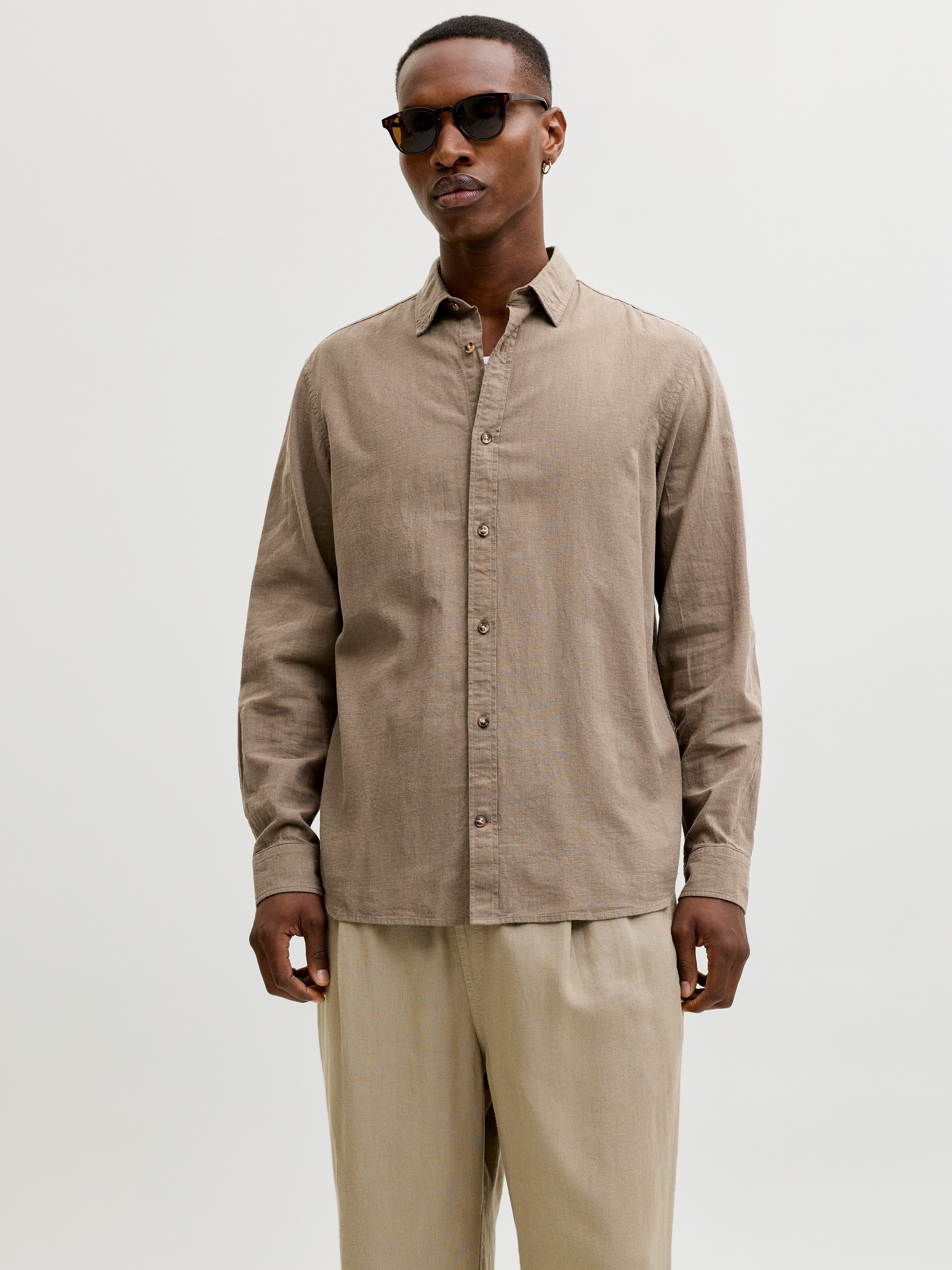 Jack & Jones Langarmhemd JJESUMMER LINEN BLEND SHIRT L/S SN Baumwollmischung, regular fit