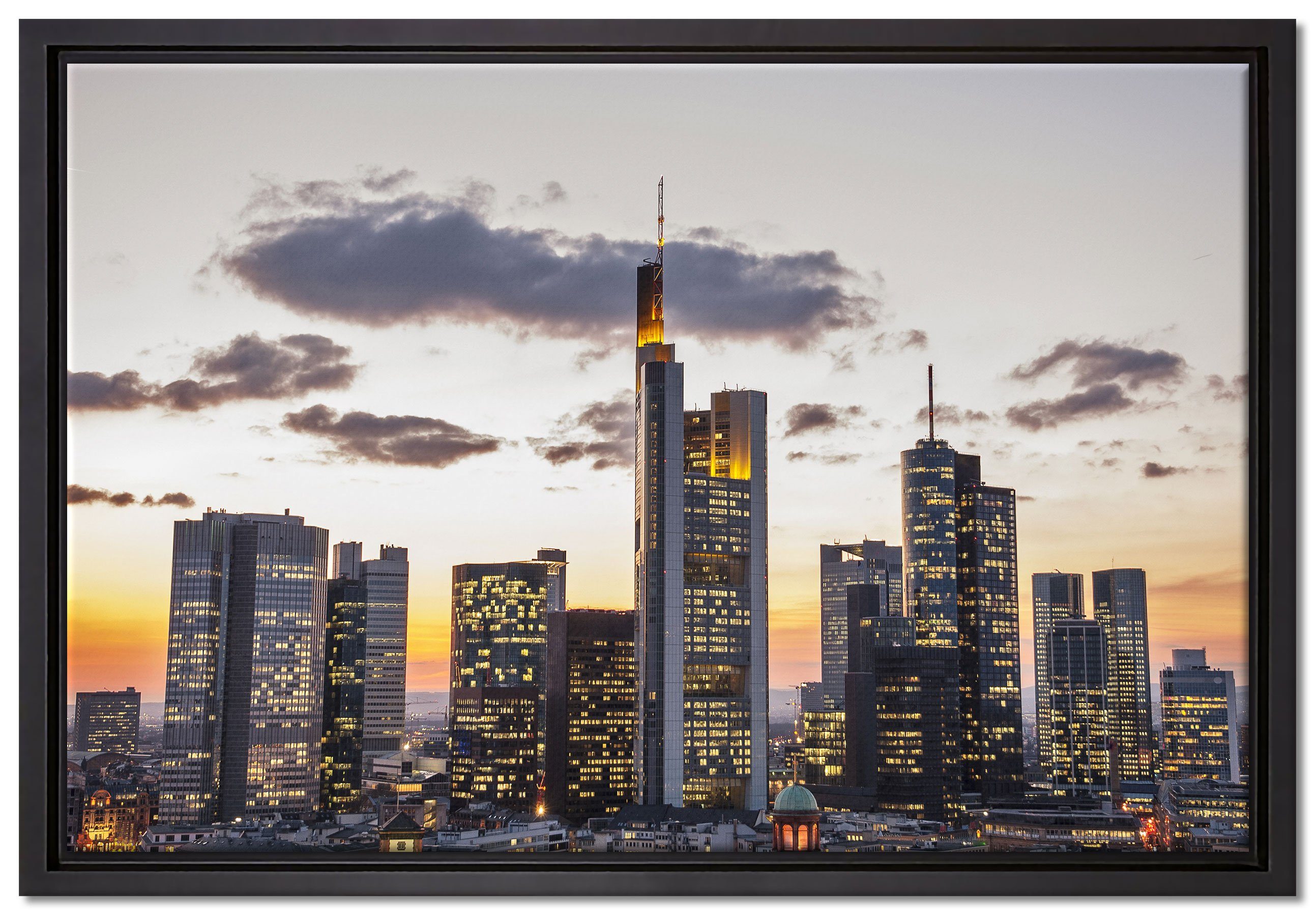 Pixxprint Leinwandbild Wolkenkratzer bei Sonnenuntergang, Wanddekoration (1 St), Leinwandbild fertig bespannt, in einem Schattenfugen-Bilderrahmen gefasst, inkl. Zackenaufhänger