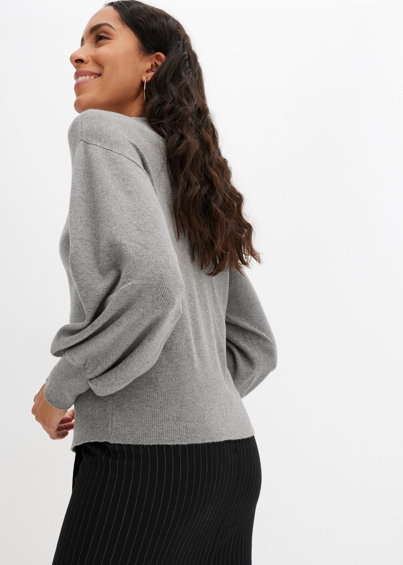 bonprix Strickpullover toller Viskose-Mix, mit modischen Ballonärmeln mit breiten Bündchen