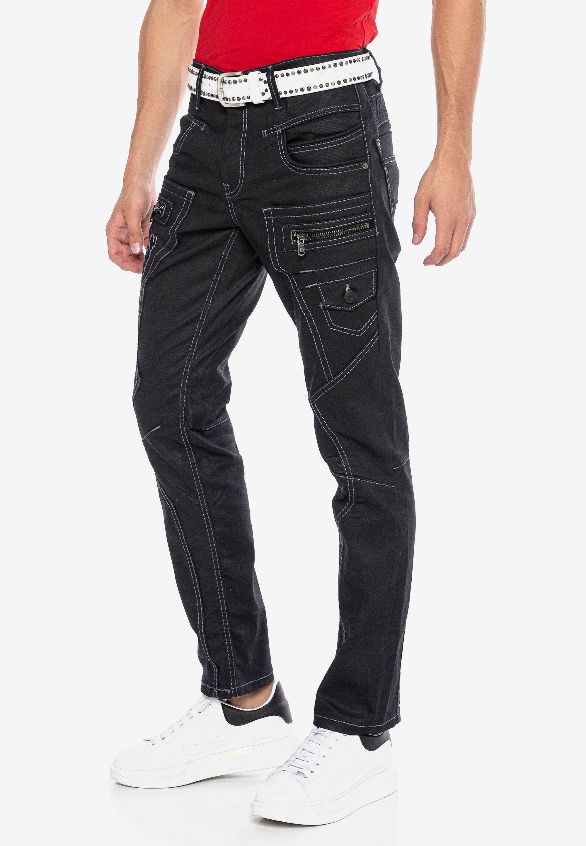 Cipo & Baxx Bequeme Jeans Ziernähten kontrastierenden mit