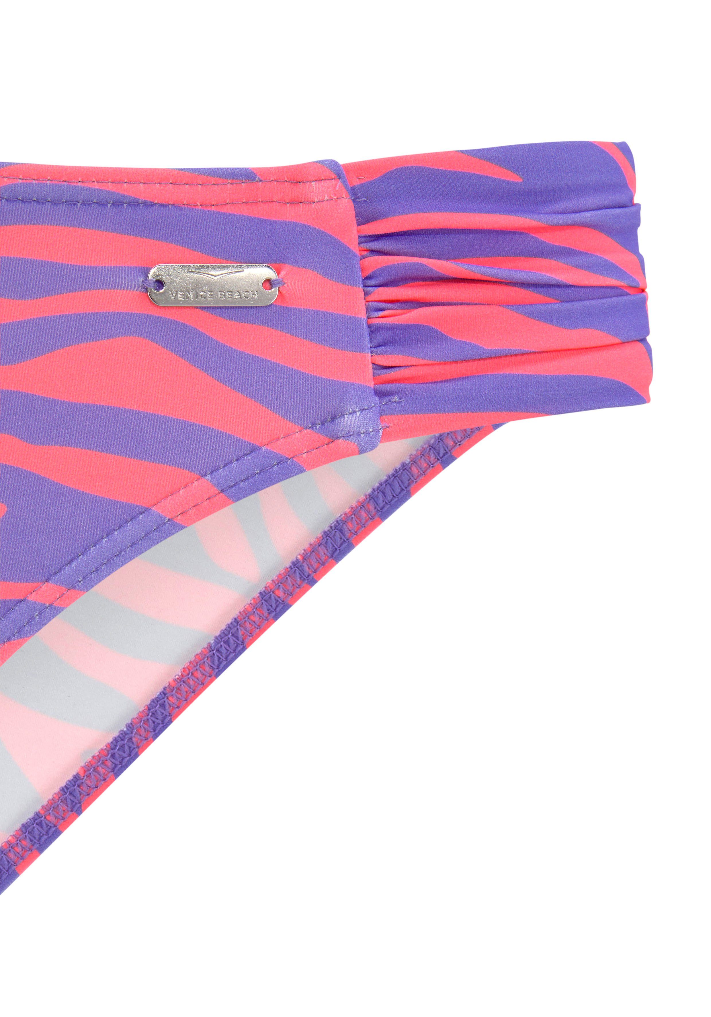 Venice Beach Bikini-Hose Fjella mit gerafften Einsätzen – Bild 3 von 5