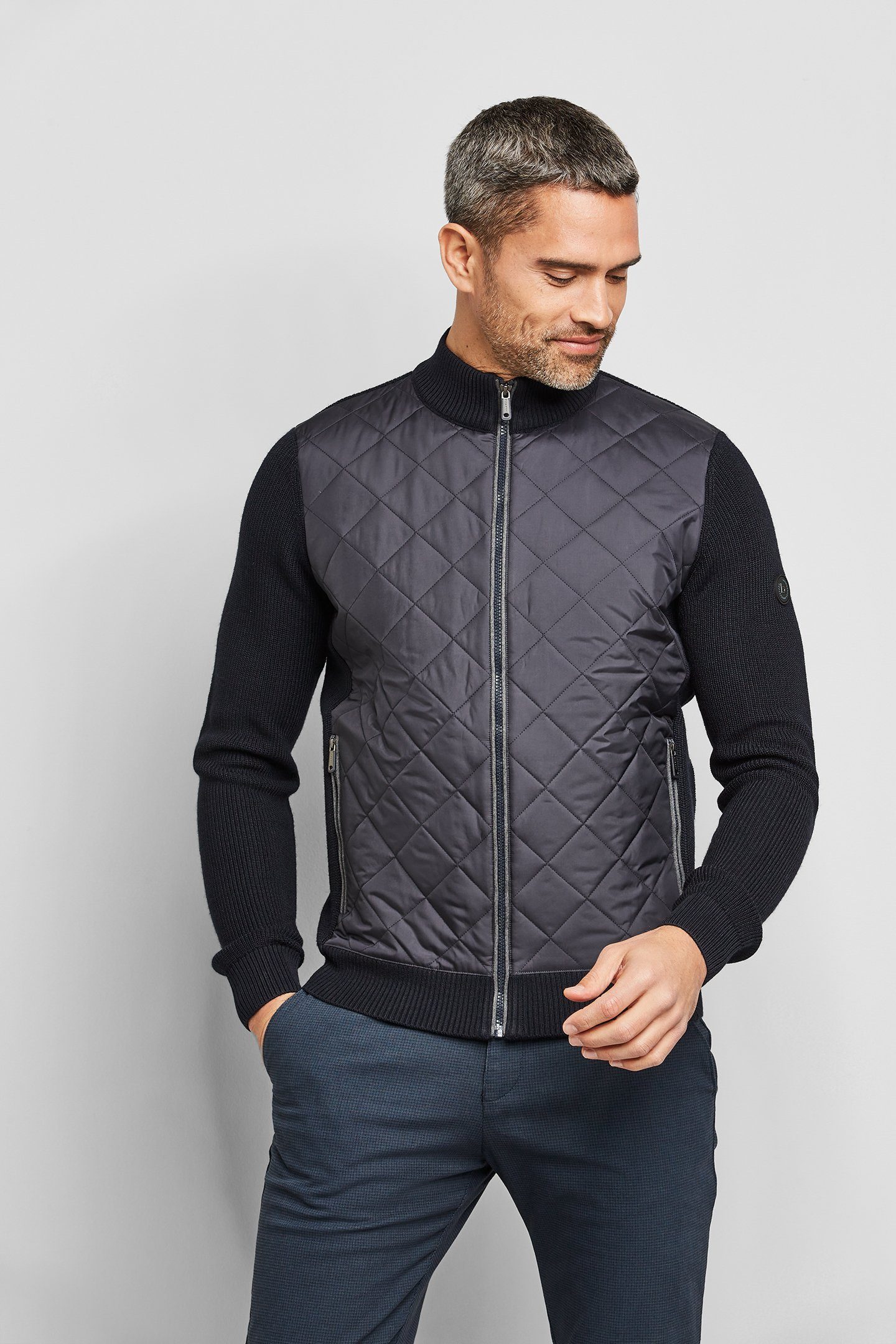 bugatti Strickjacke mit in Vorderteil Rautenstepp Nylon am