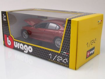 Bburago Modellauto Alfa Romeo Giulia 2016 rot metallic Modellauto 1:24 Bburago, Maßstab 1:24