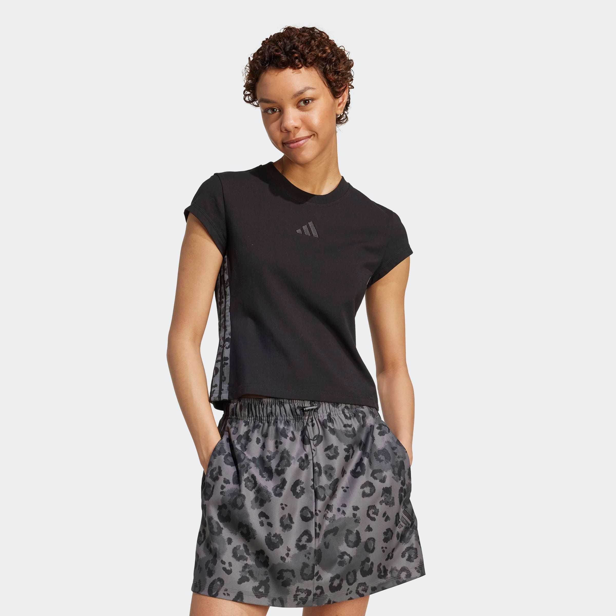 adidas Sportswear T-Shirt W AOP TEE sportlicher Schnitt, kurze Ärmel, mit L günstig online kaufen