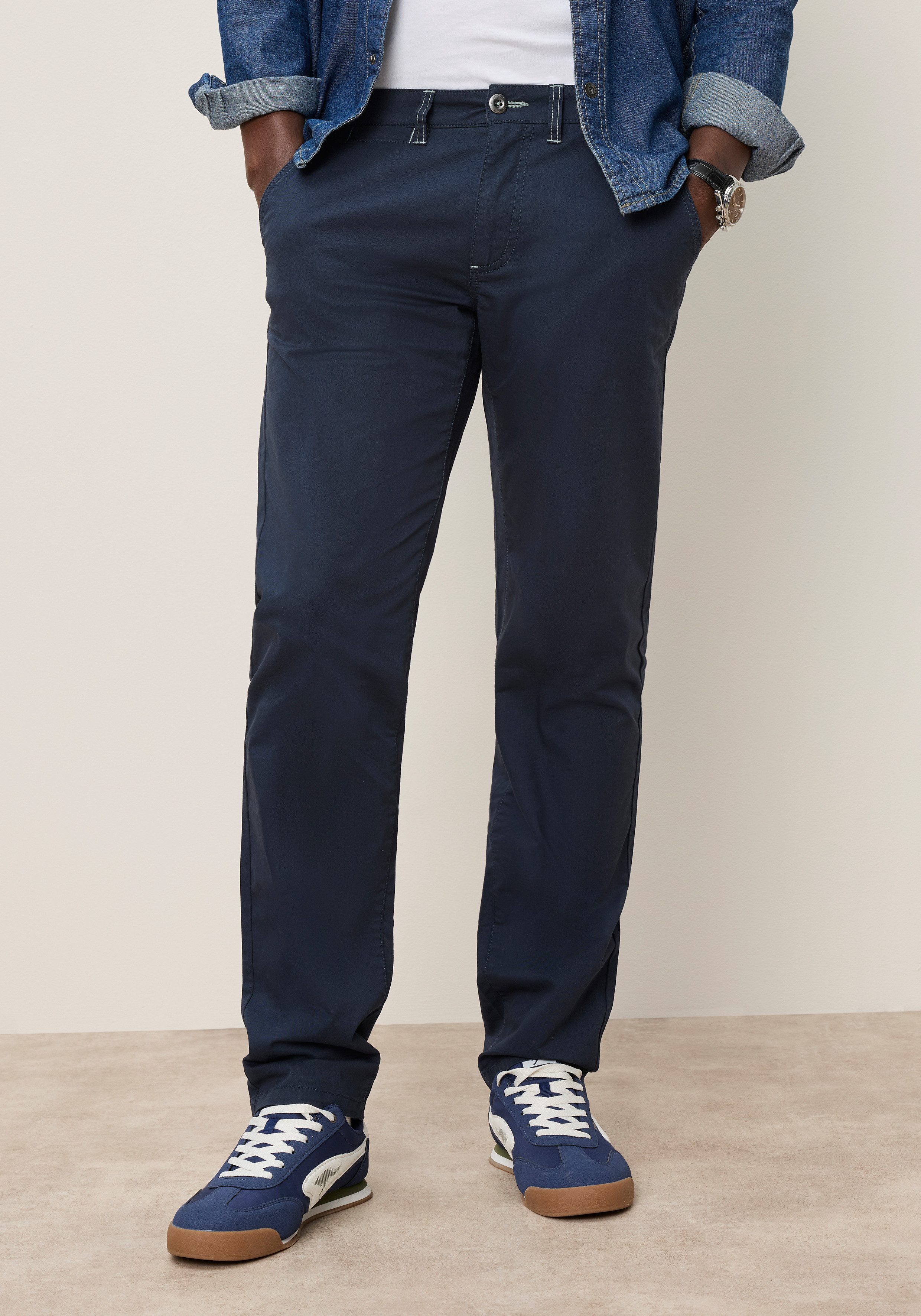 KangaROOS Chinohose Regular Fit, mit geradem Bein, etwas niedrigere Leibhöhe