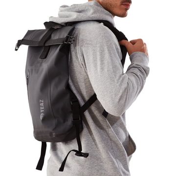 YEAZ Rucksack STOCKHOLM wasserfester rucksack schwarzes logo (1-tlg), Wasserfester Rucksack schwarzes Logo