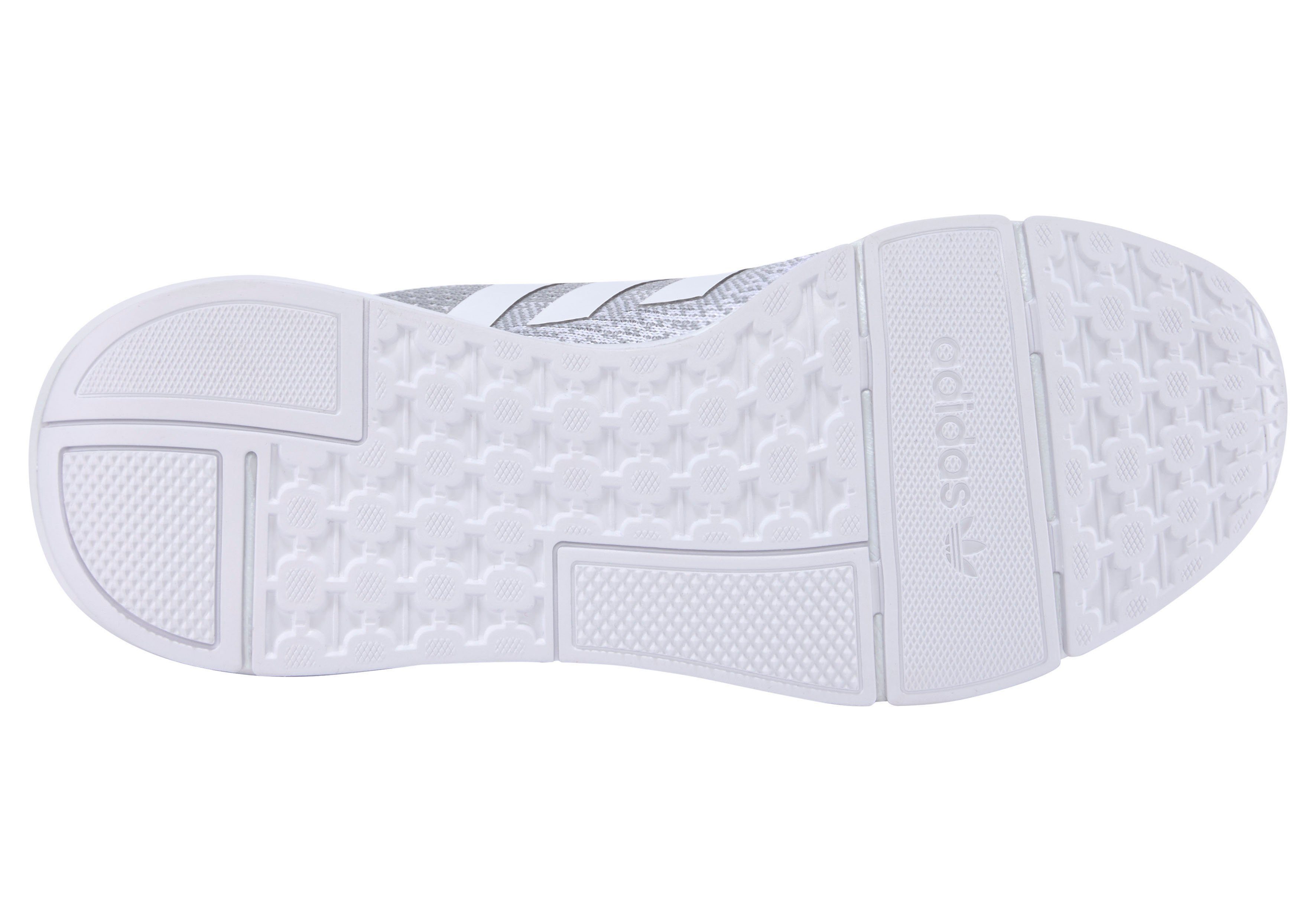 SWIFT adidas Sneaker RUN 22 FTWWHT-GRETWO-CBLACK Sportswear