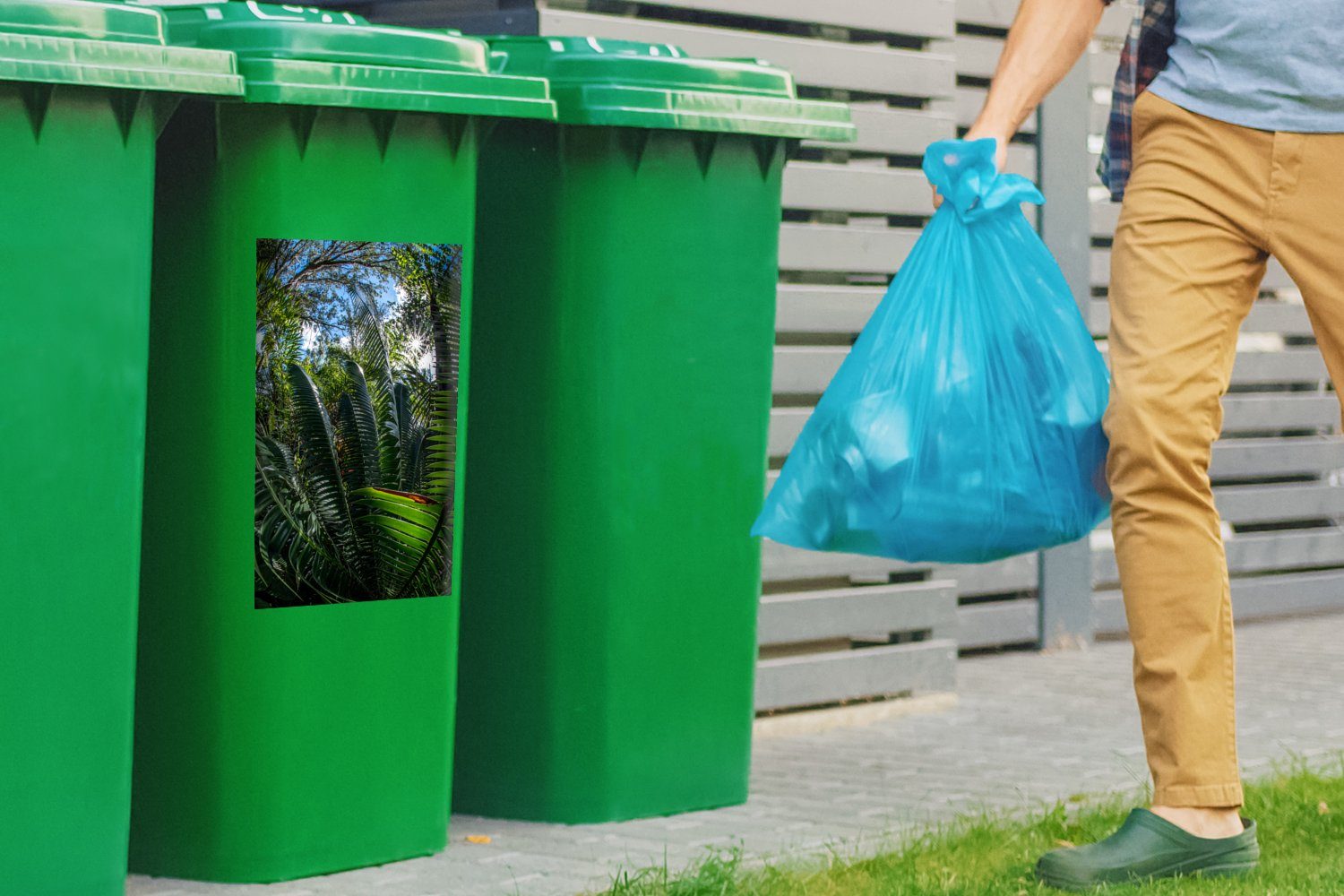 Laub Mülltonne, eines in Das Farns Natur Abfalbehälter Sticker, (1 Container, St), Wandsticker Mülleimer-aufkleber, MuchoWow der