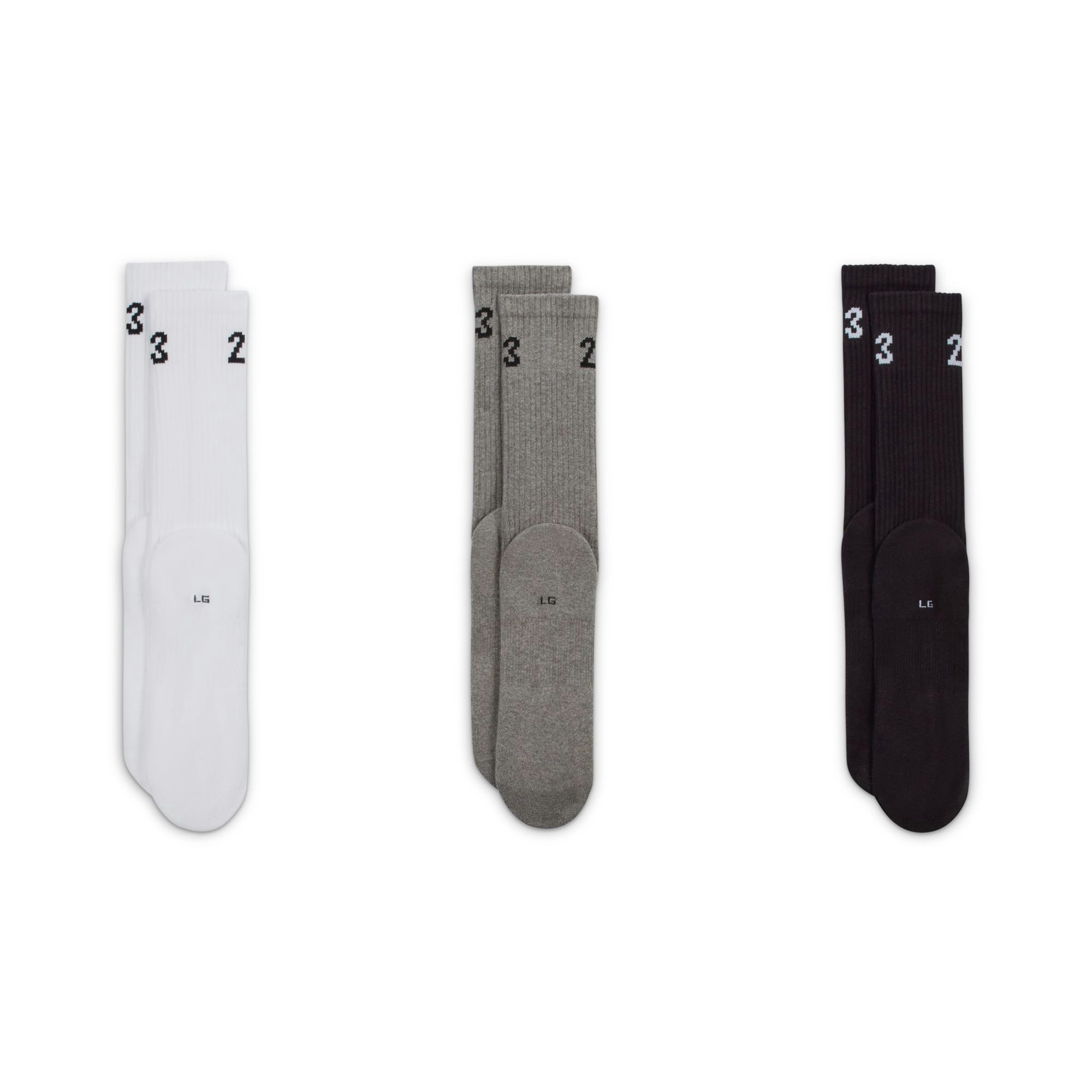 Nike Funktionssocken U J ESSENTIAL CREW 3PR - 144 für sportliche Aktivitäten, mit Dämpfung, stützende Passform
