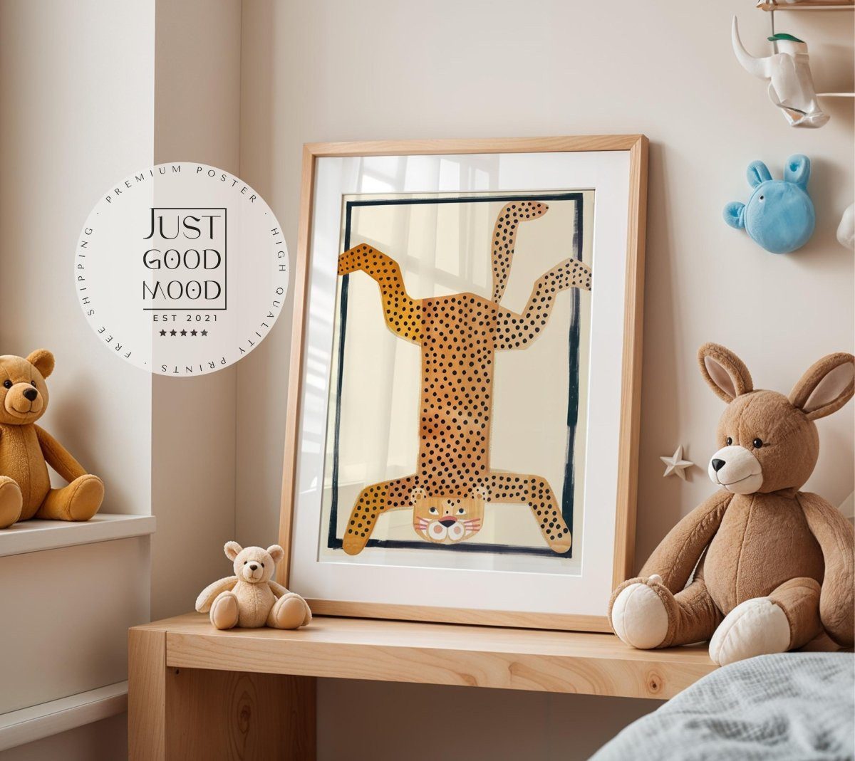 JUSTGOODMOOD Poster Kinderzimmer Tier Gepunkteter Leopard Kopfstand Lustiges Wandbild im R, (1 St)