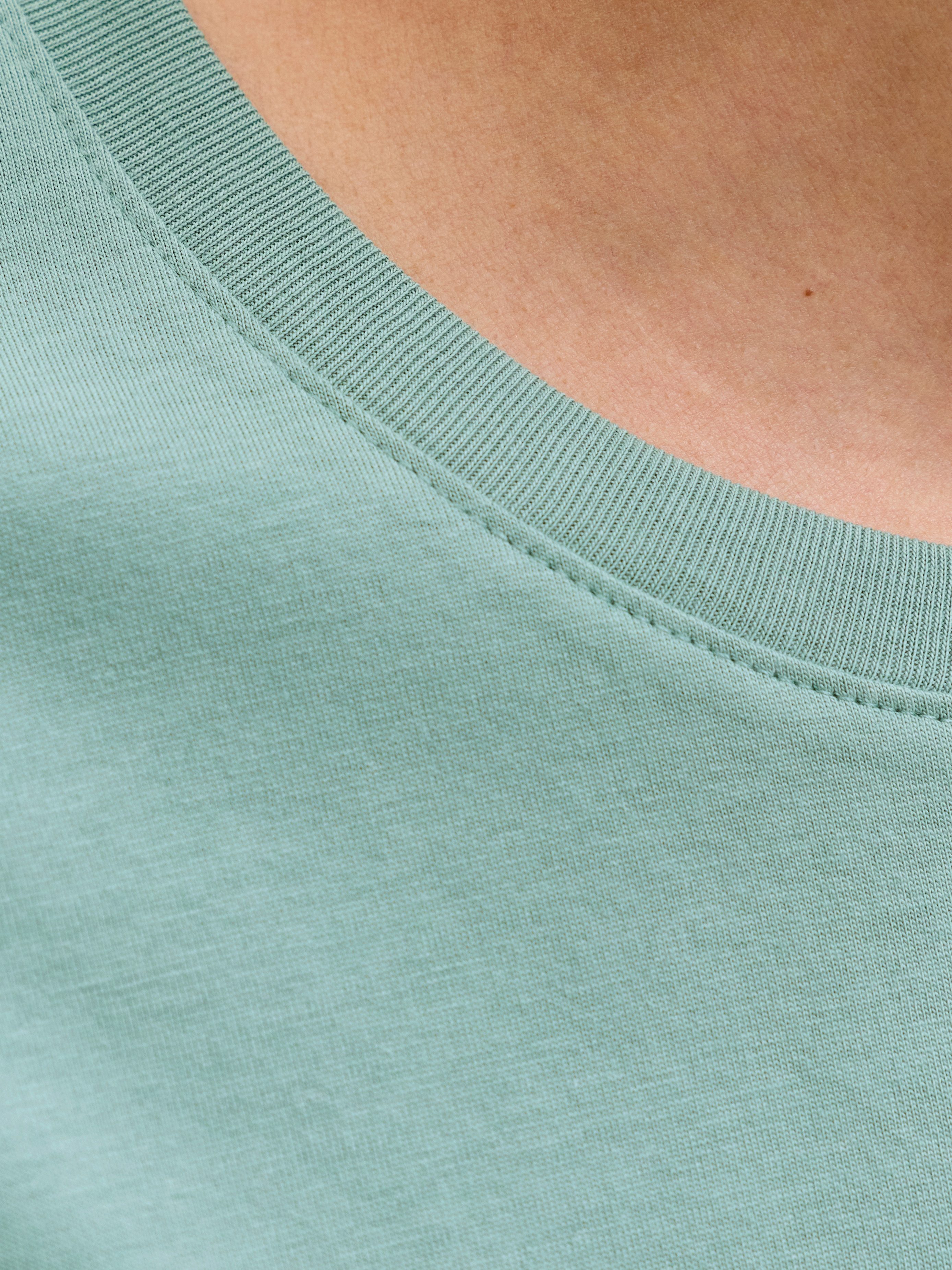 Jack & Jones Rundhalsshirt JJELOGO TEE SS O-NECK 2 COL SS26 SN mit Grafikpr günstig online kaufen