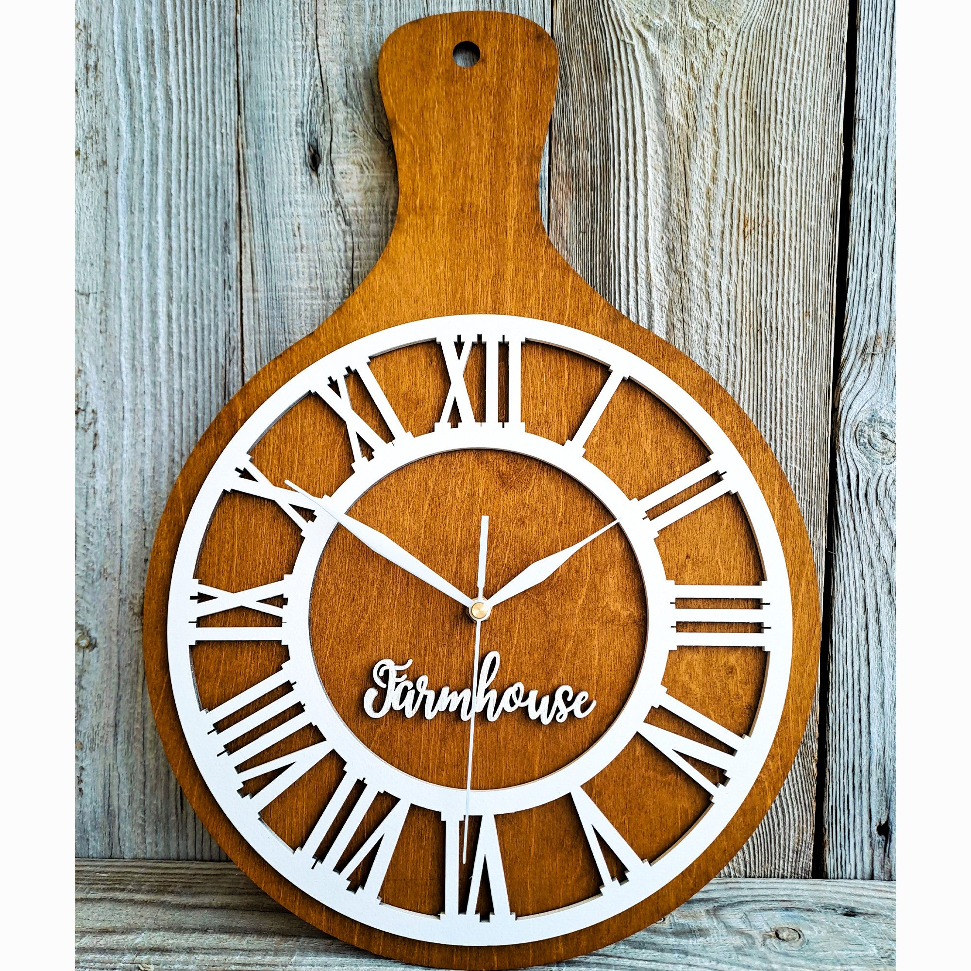 ORNAMENTI Wanduhr für die Küche,Landhausstil,rustikal,holz,Küchenbrett,Römische Zahlen (Handmade, ohne Ticken, 2 Grossen 30 x 43 cm, 40 x 57 cm, Holzdeko)