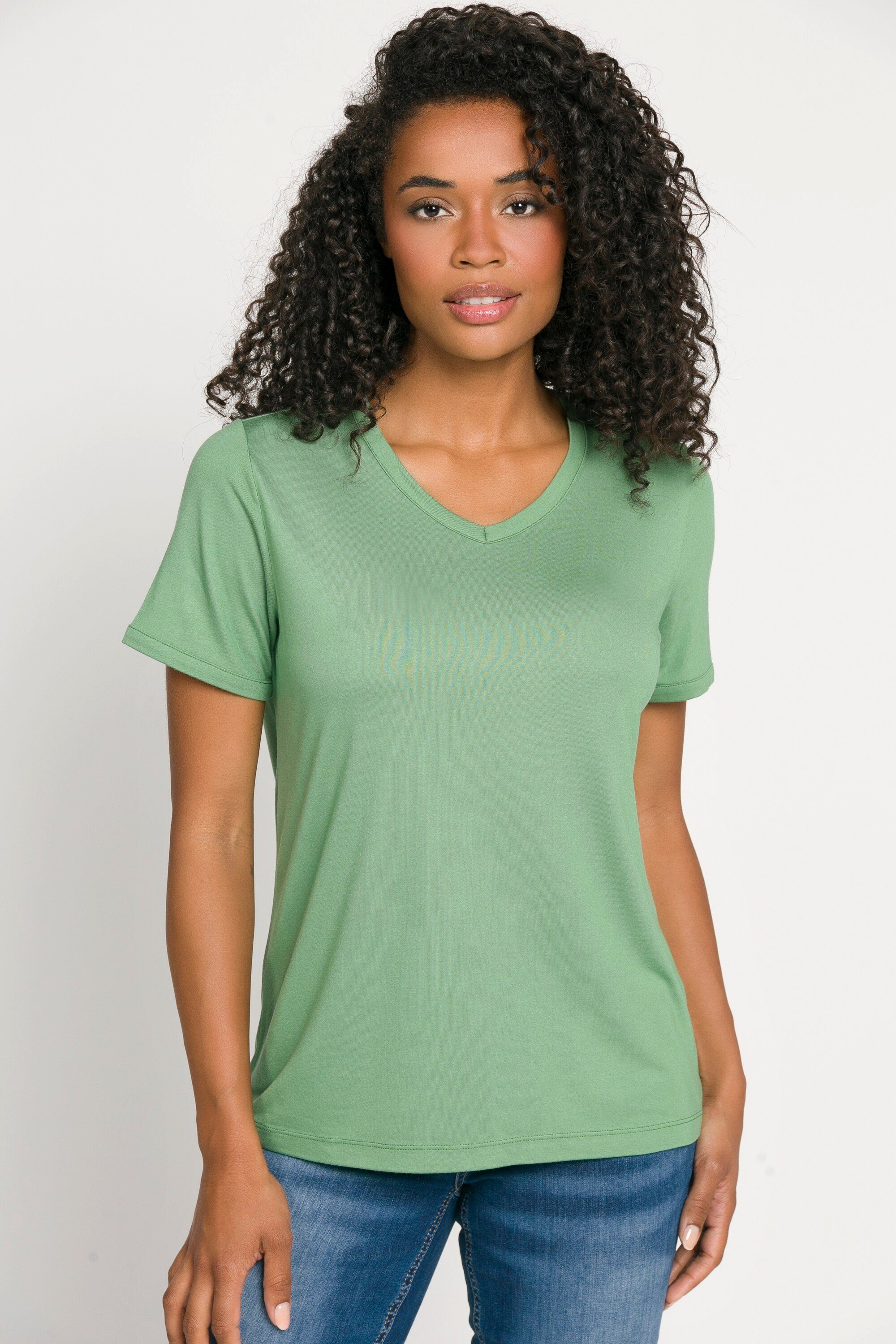 Identity V-Ausschnitt Rundhalsshirt schilf weite T-Shirt Passform Gina Laura