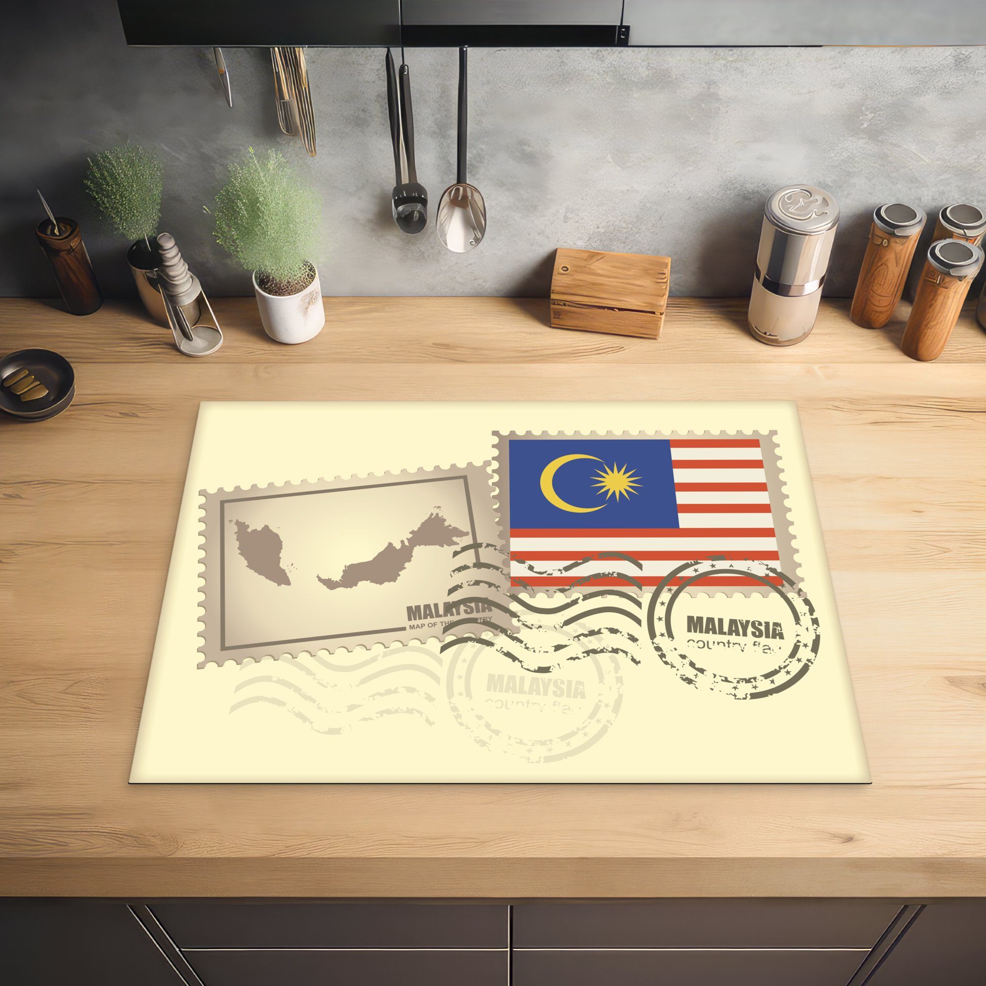 Ceranfeldabdeckung die Arbeitsfläche Malaysia cm, 70x52 zeigen Herdblende-/Abdeckplatte und tlg), Vinyl, Die Briefmarken malaysische, Karte Mobile (1 die von nutzbar, MuchoWow