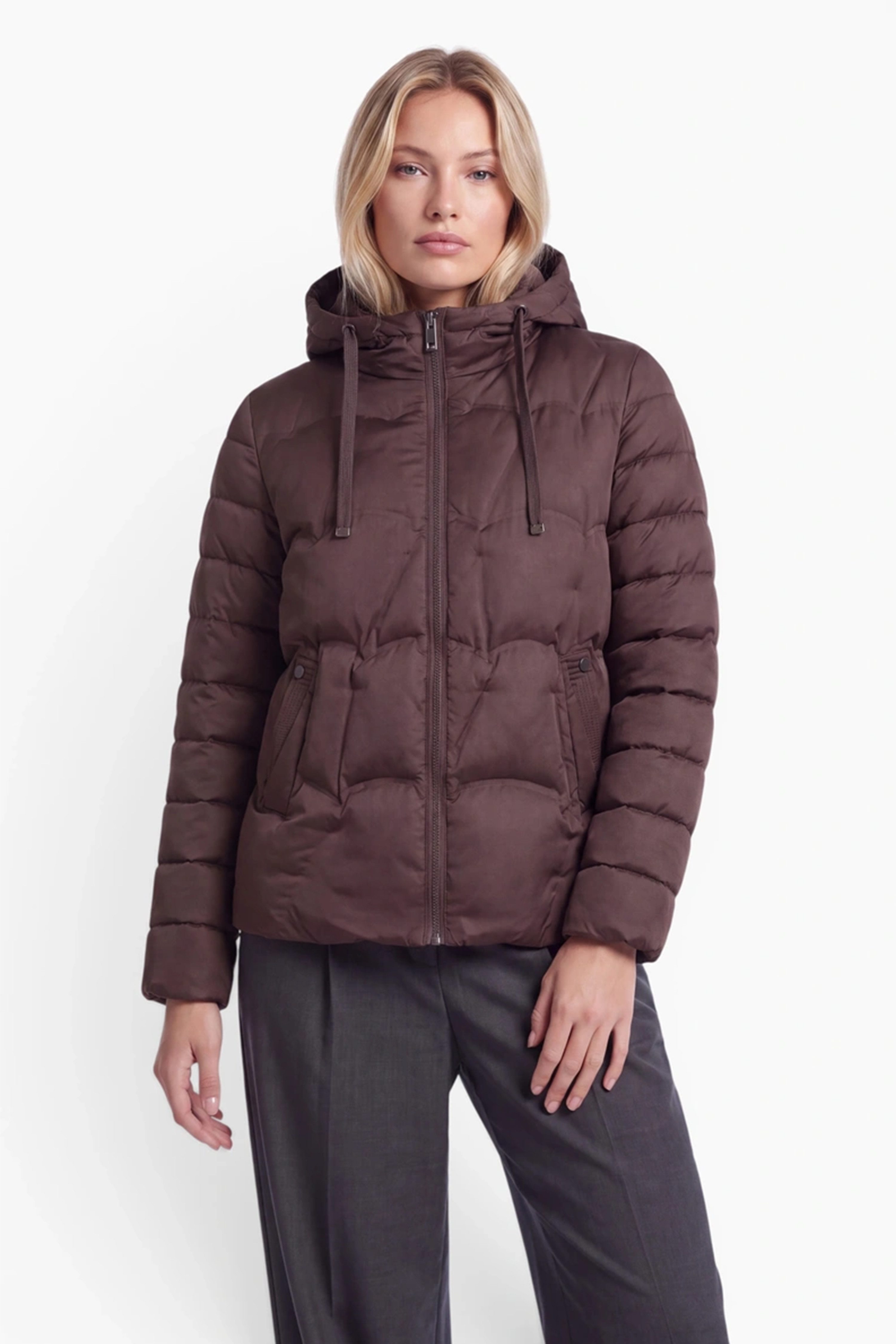 FUNK since 1776 Steppjacke mit Kapuze und besonderem Steppdesign