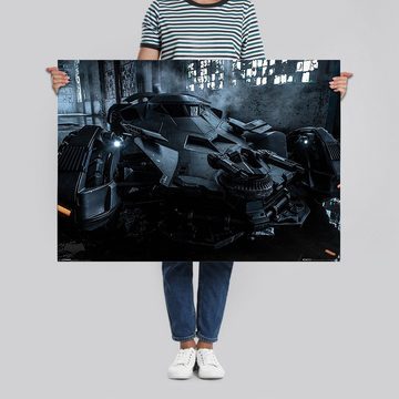 PYRAMID Poster Batman vs Superman Poster Batmobile 91,5 x 61 cm