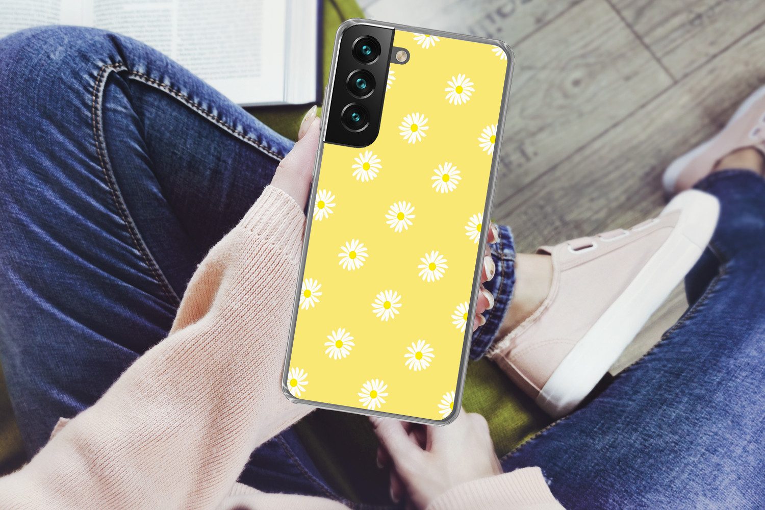 MuchoWow Handyhülle für Samsung Galaxy S22 Gänseblümchen - Pastell - Weiß - Gelb - Blumen, Phone Case, Silikon, Schutzhülle Dünn