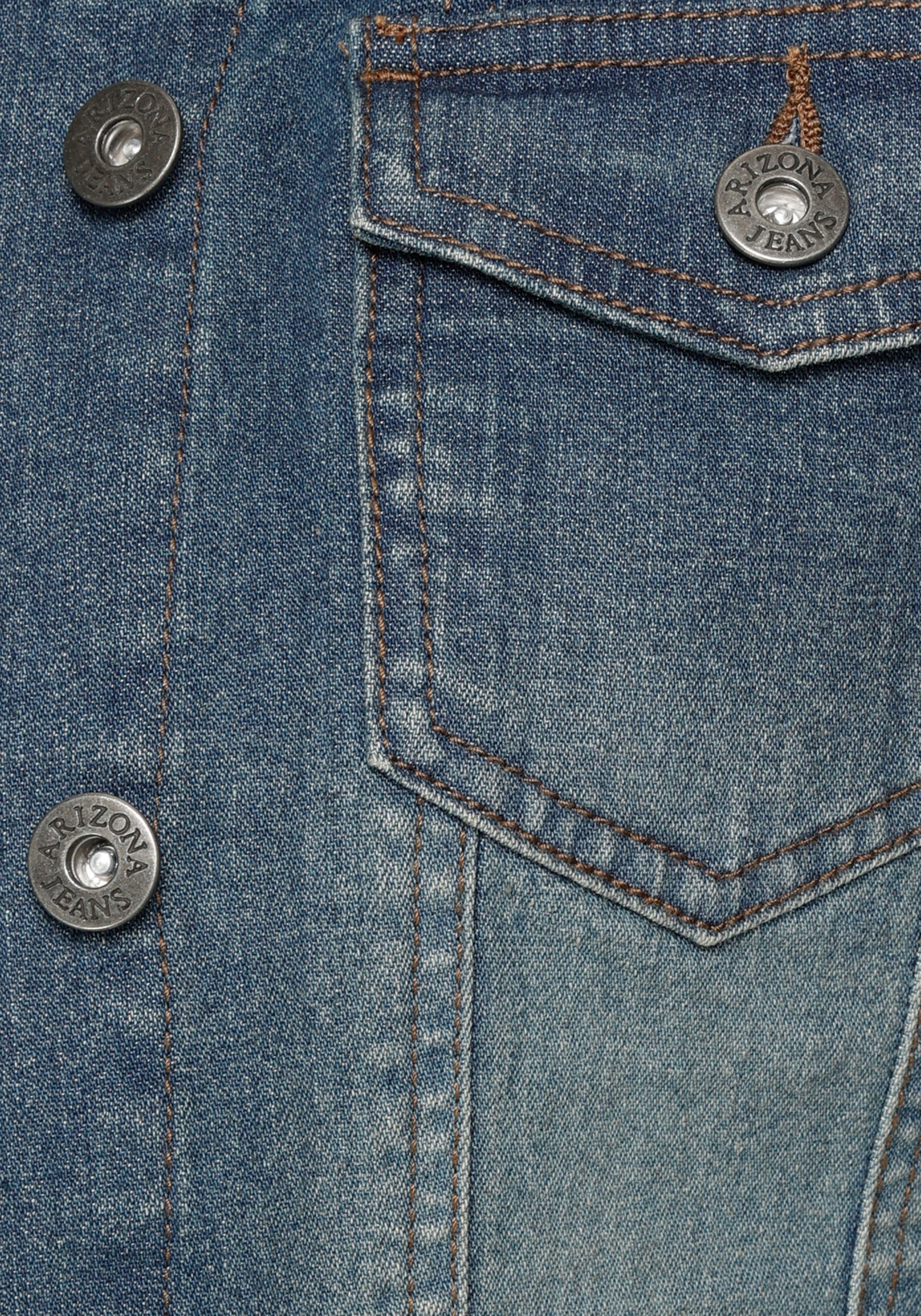 Arizona Jeansjacke aus Baumwollmischung, figurbetont, kurz geschnitten