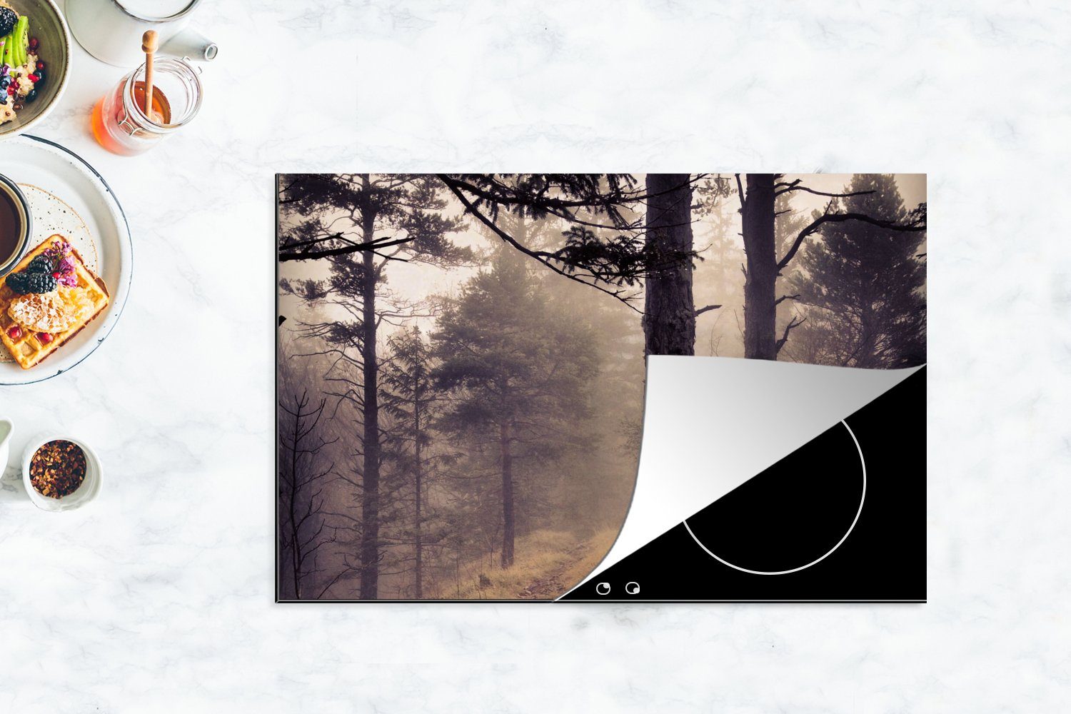 MuchoWow Herdblende-/Abdeckplatte Nebel - Herbstdekoration (1 küche, 80x52 die cm, Induktionskochfeld - Wald, für tlg), Vinyl, - Schutz Natur Ceranfeldabdeckung