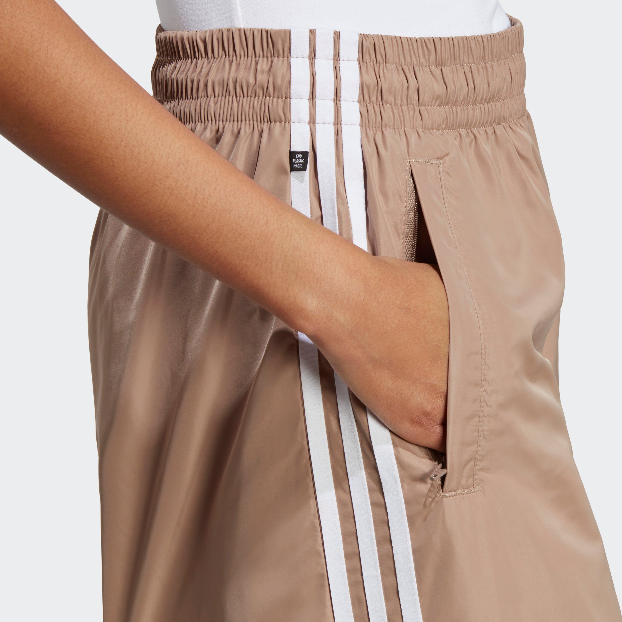 adidas OVERSIZED (1-tlg) Originals Chalky Brown Sporthose