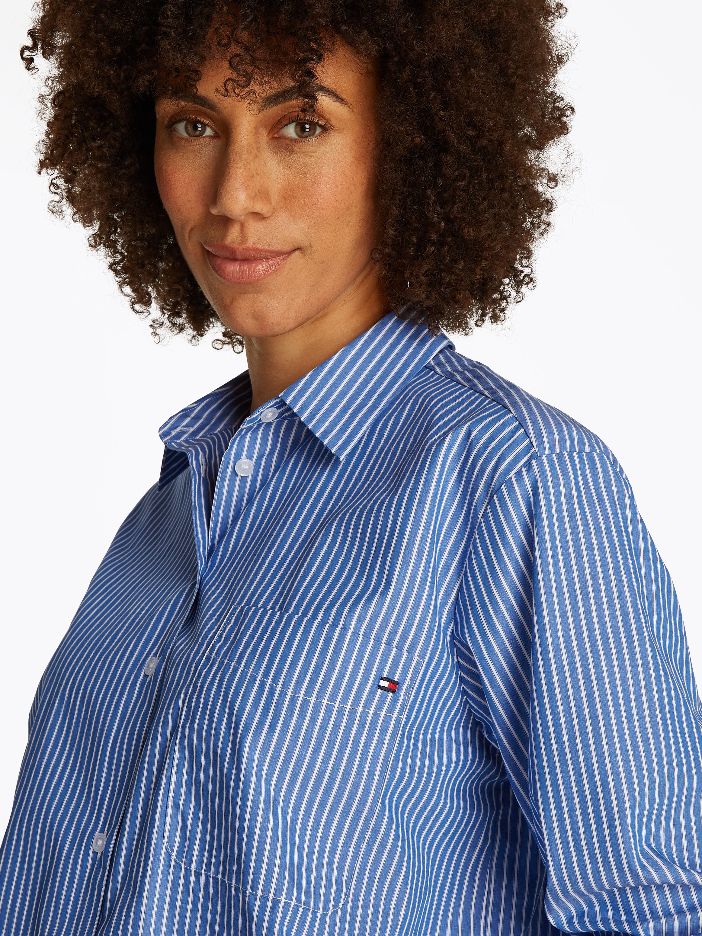 Tommy Hilfiger Hemdbluse ESS POPLIN EASY FIT SHIRT mit abgerundetem Saum günstig online kaufen