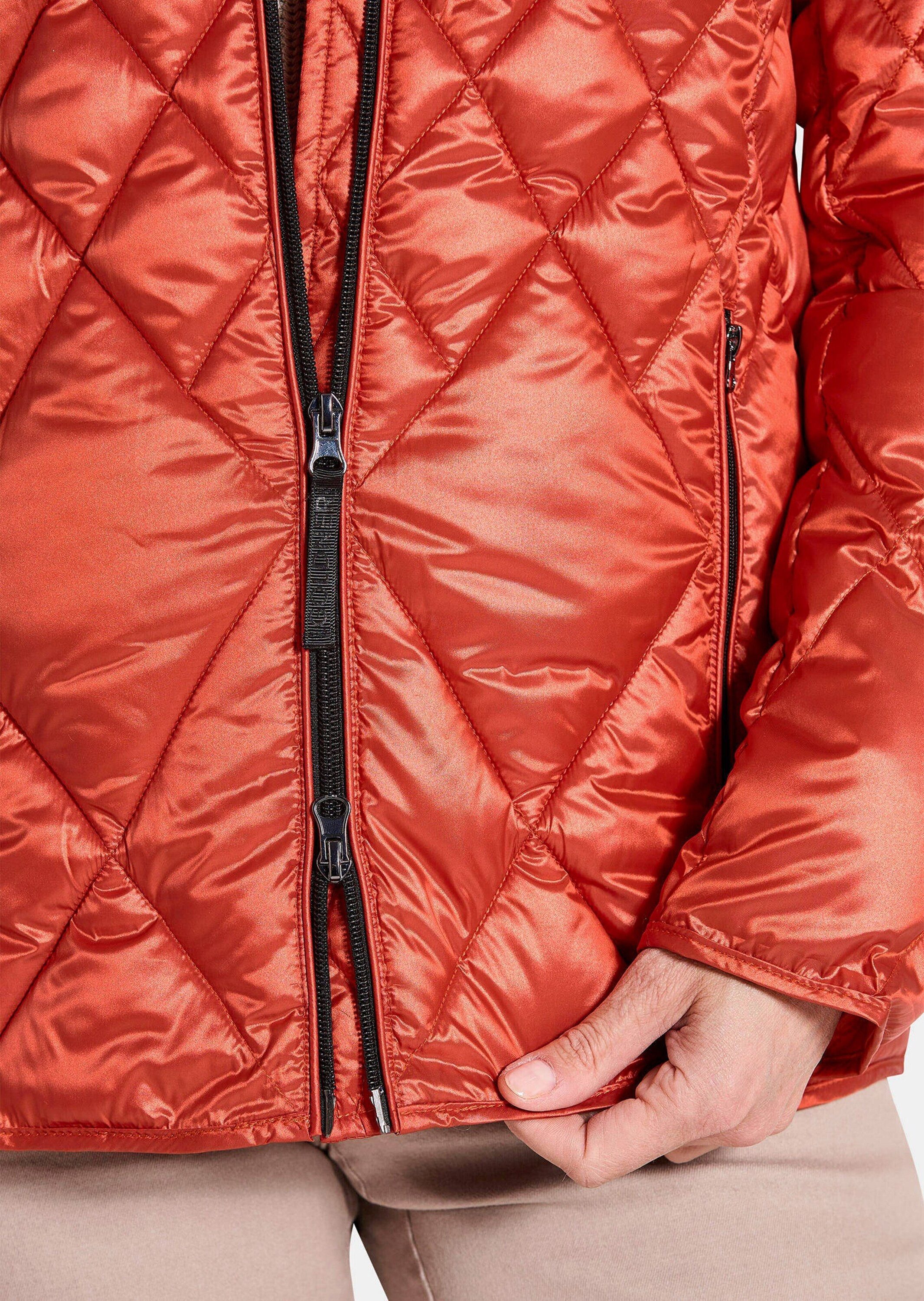 GOLDNER Outdoorjacke Kurzgröße: Winterjacke mit Metallic-Glanz Kapuzenjacke mit Stehkragen, 2-Wege-Reißverschluss und Langarm