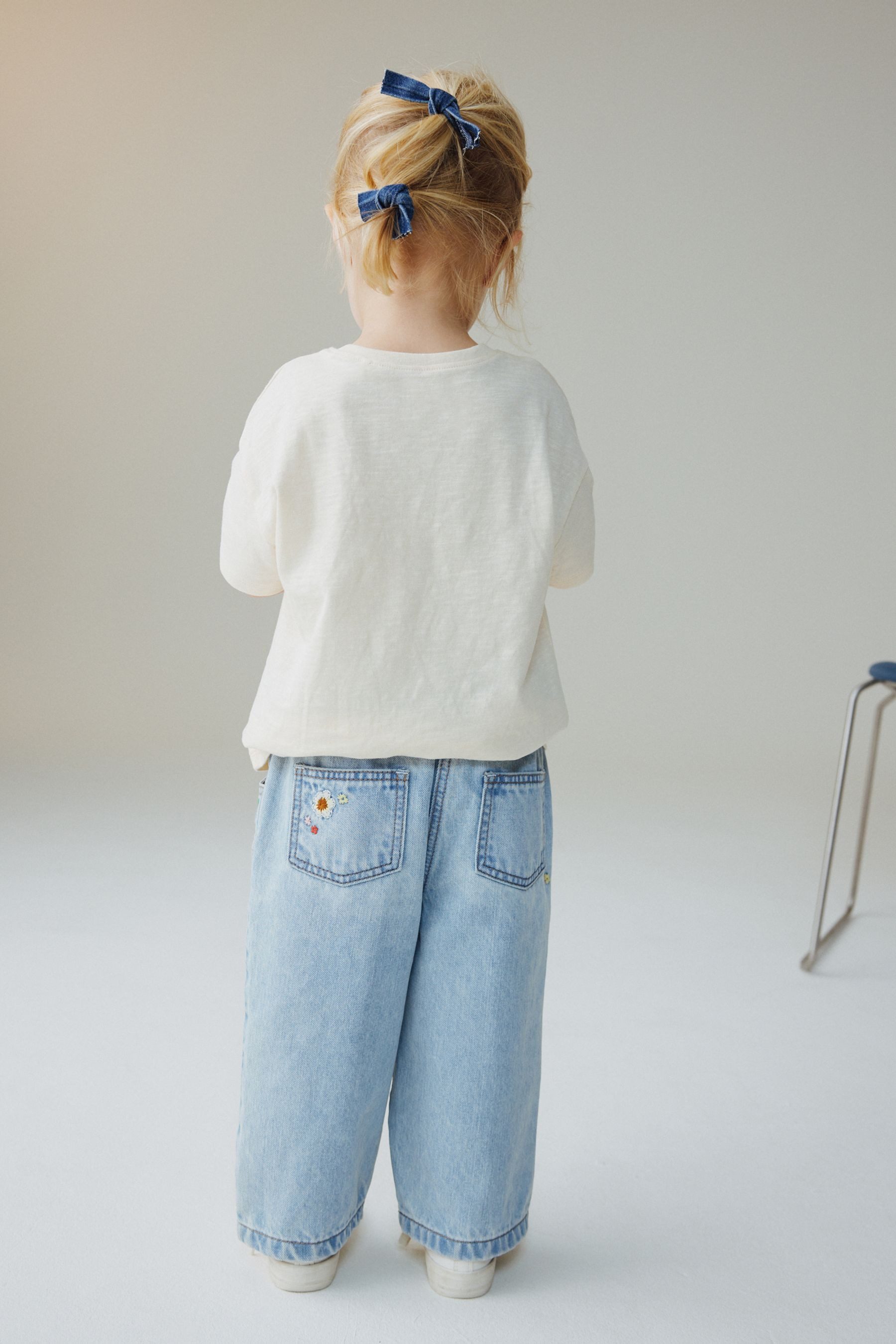 Next Dehnbund-Jeans Jeans mit Blumenstickereien (1-tlg)