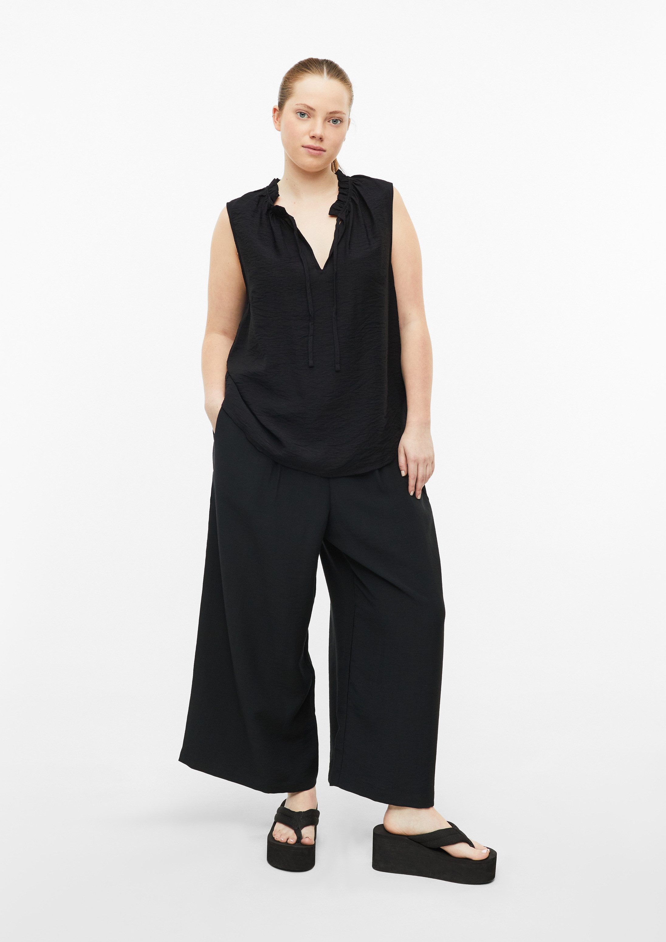 QS Culotte Hose Culotte aus leicht strukturiertem Viskosemix
