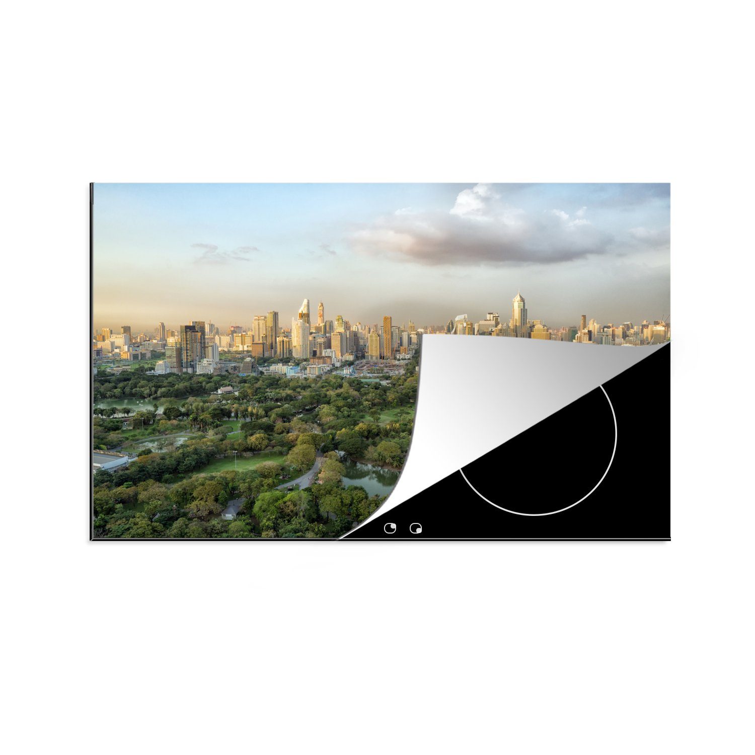 MuchoWow Herdblende-/Abdeckplatte Skyline von Thailand bei Tag, Vinyl, (1 tlg), 81x52 cm, Induktionskochfeld Schutz für die küche, Ceranfeldabdeckung