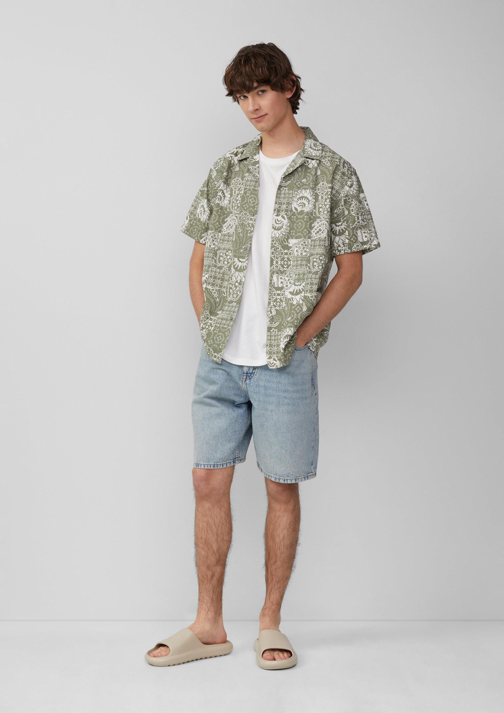 QS Jeansshorts Jeans-Bermuda Denimshorts / Loose Fit / Mid Rise
