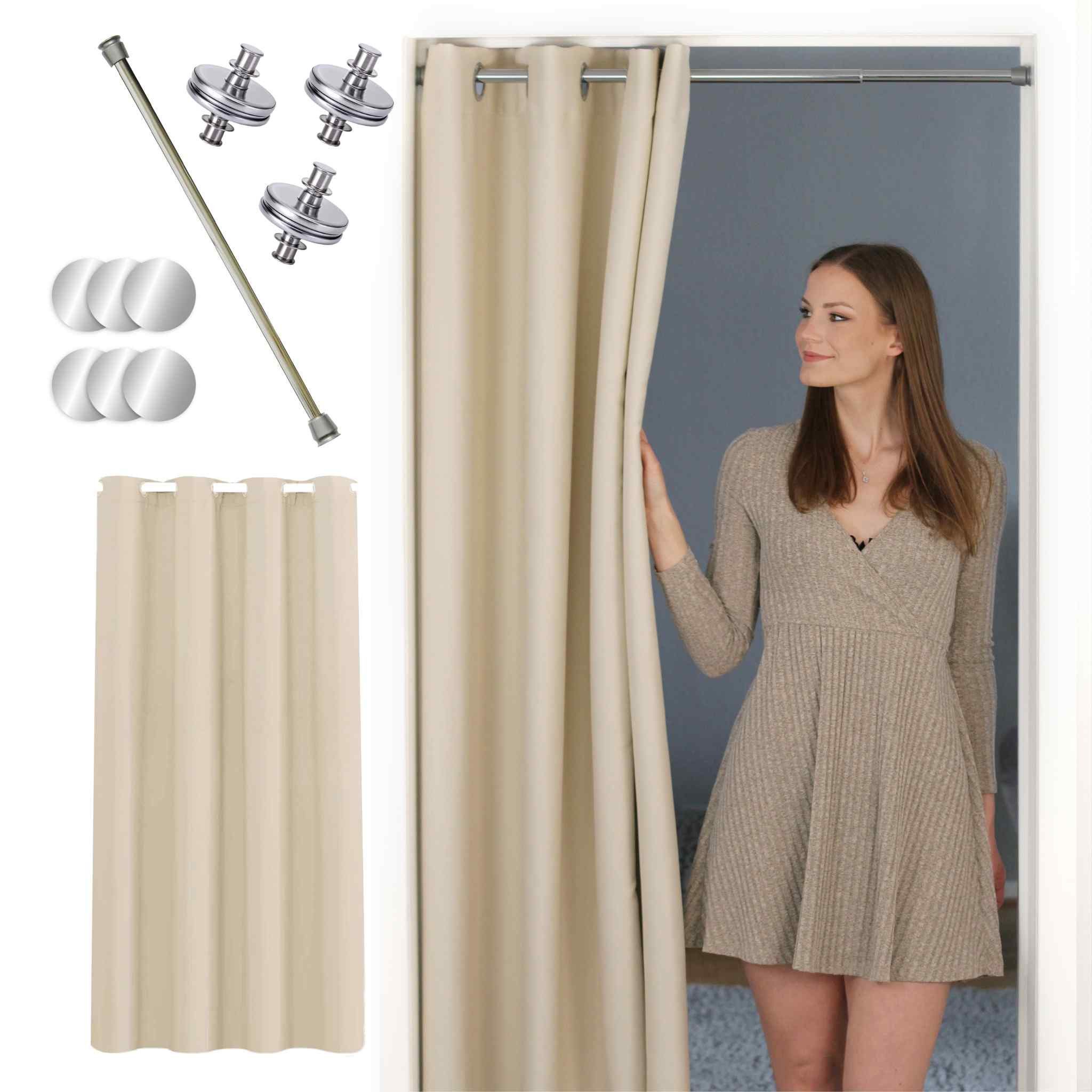 tinycurtains Türvorhang mit Stange silber 70-120 cm Thermo Vorhang ohne Bohren, mit Magneten, Ösen, abdunkelnd, Polyester, beige Driftwood, Türgardine mit Klemmstange Перегородки verdunkelnd