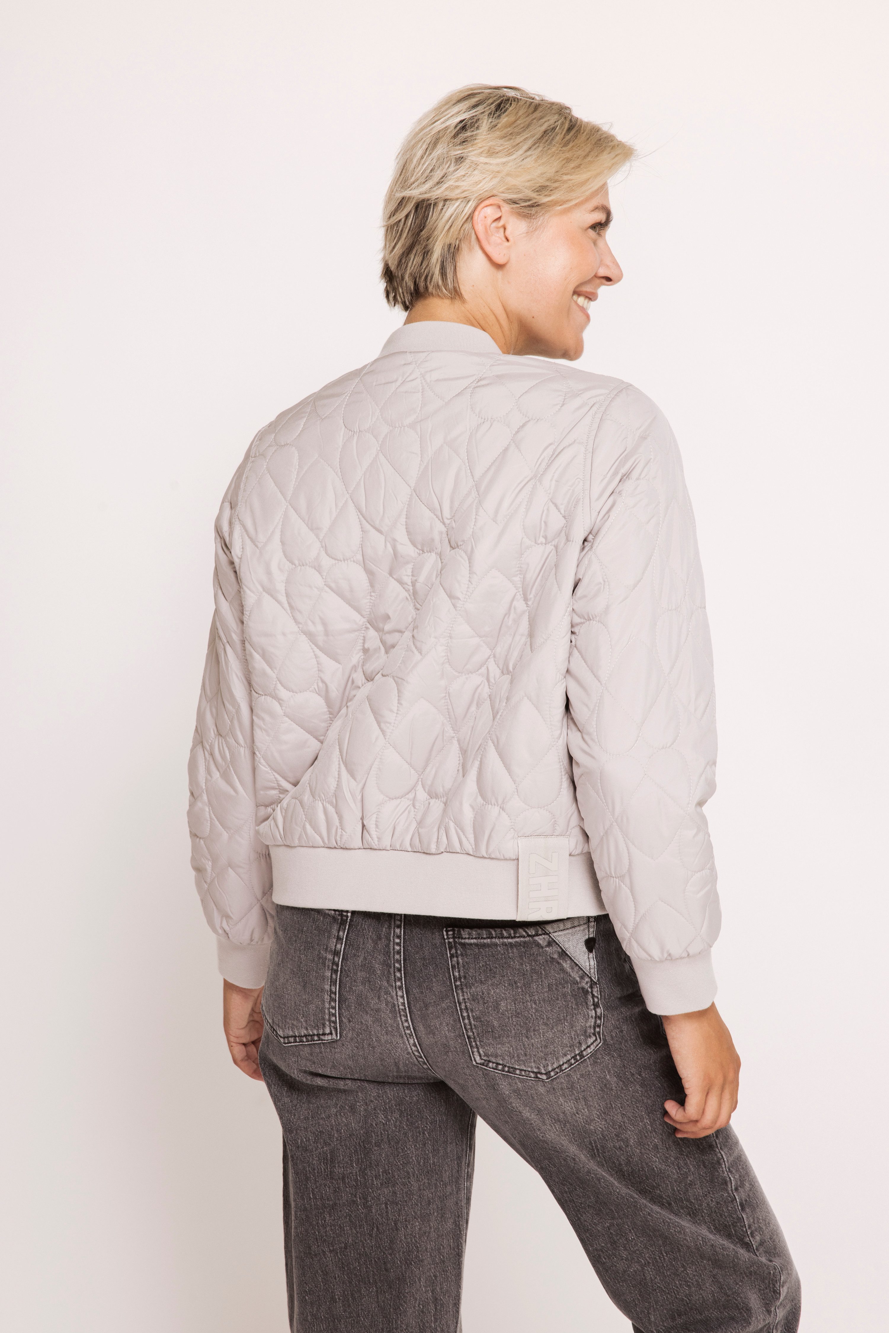 Zhrill Kurzblazer ZHJULIE PADDED im Blouson-Look und mit Steppung