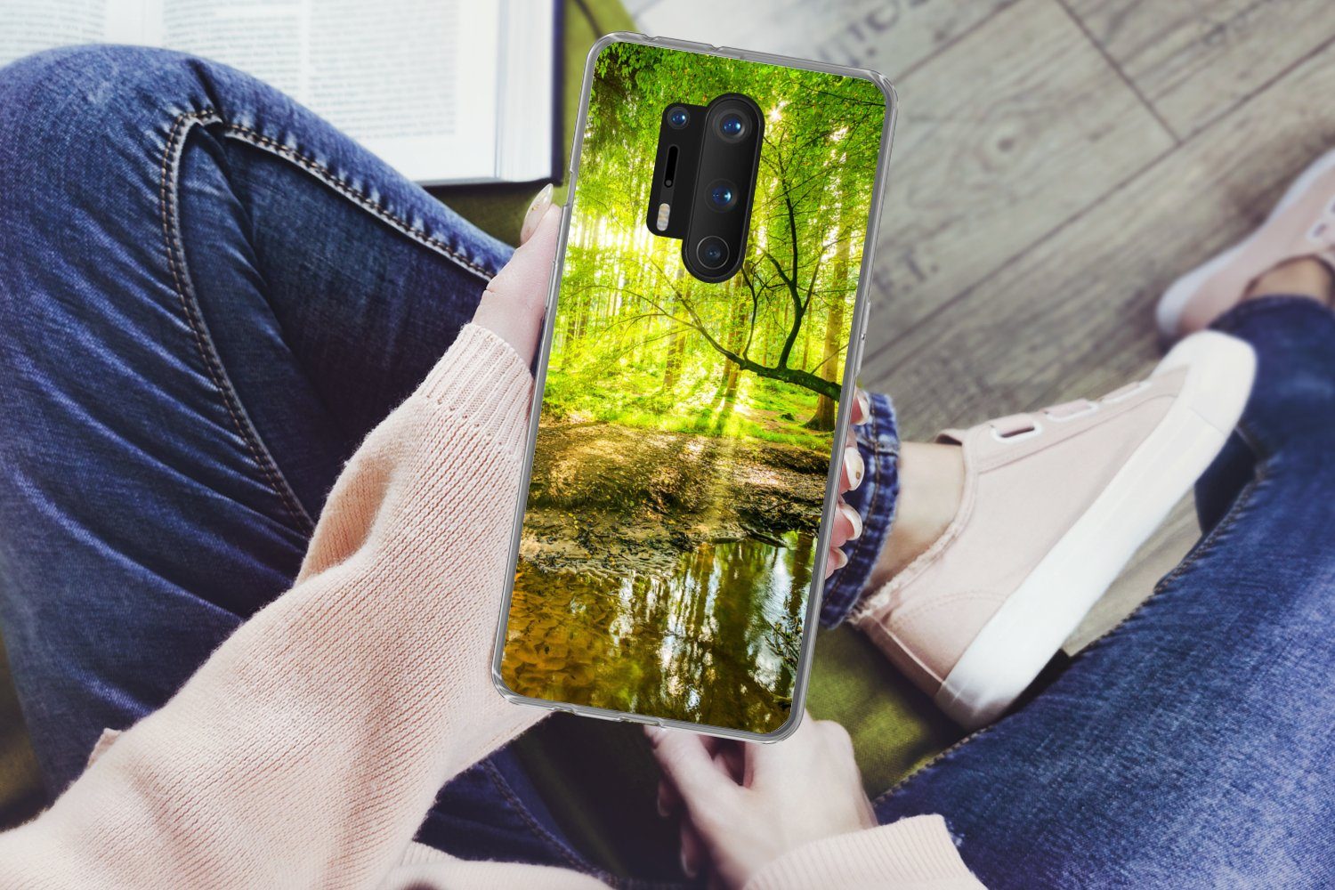 MuchoWow Handyhülle für OnePlus 8 Pro Wald - Landschaft - Wasser - Bäume - Sonne - Grün -, Phone Case, Silikon, Schutzhülle Dünn