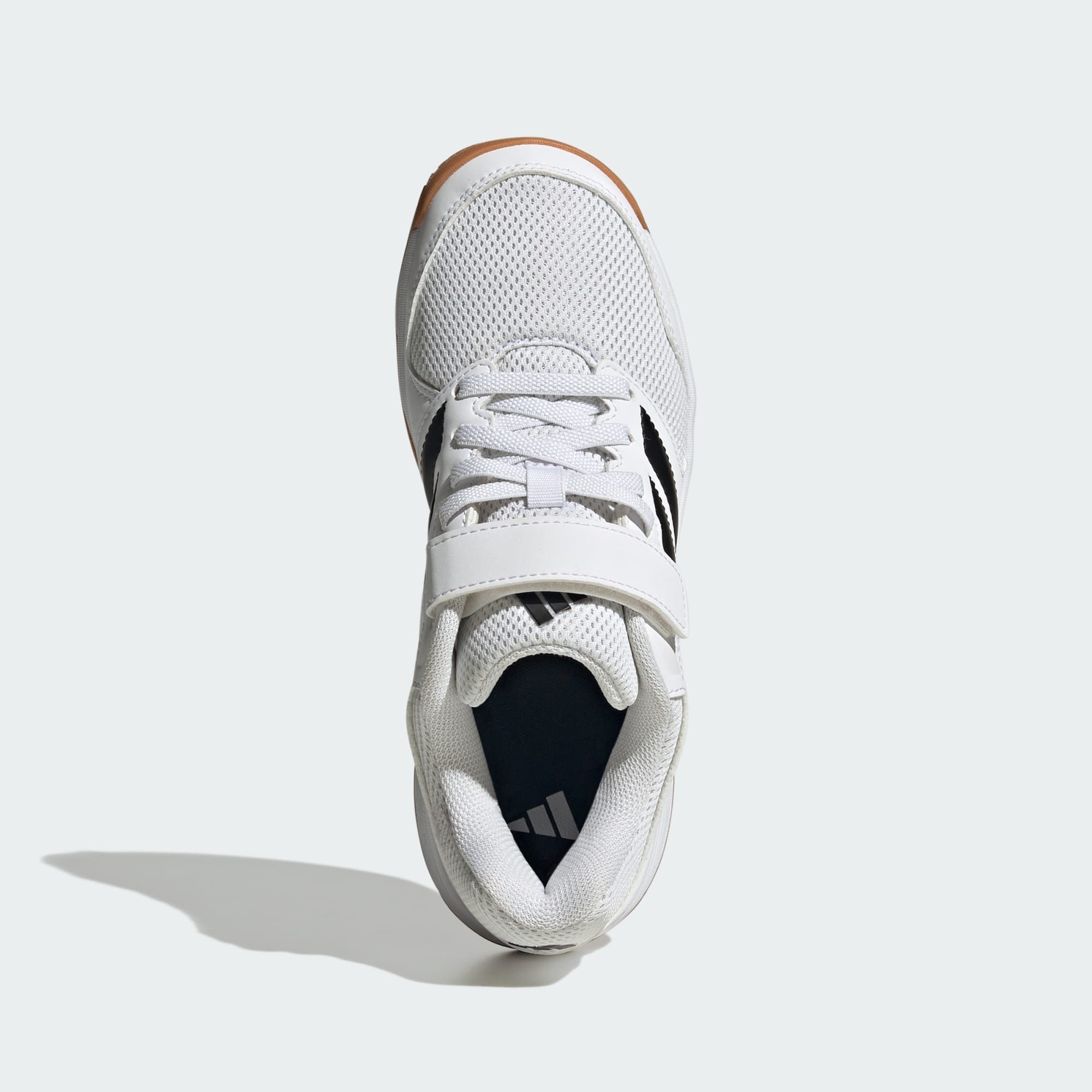 Cloud White / Core Black / Gum