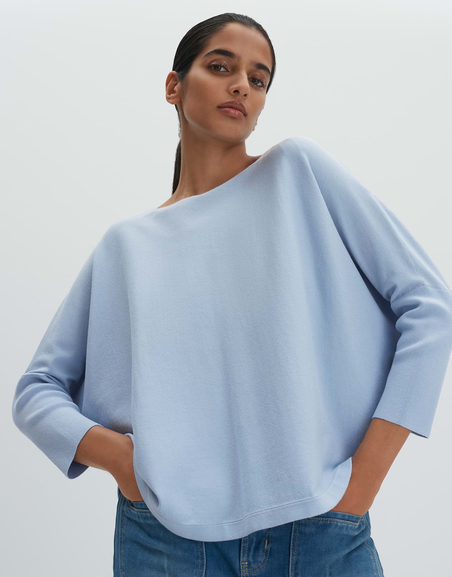 Strickpullover TIRAJA Oversized im Cape Stil