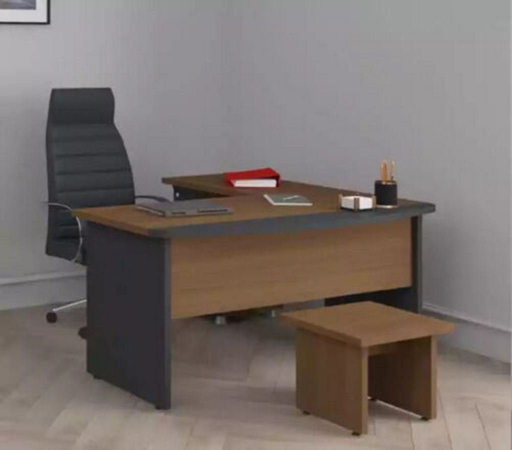 JVmoebel Eckschreibtisch Tisch Schreibtisch Arbeitszimmermöbel Eckschreibtisch (1-St), in Made Europa Computertisch