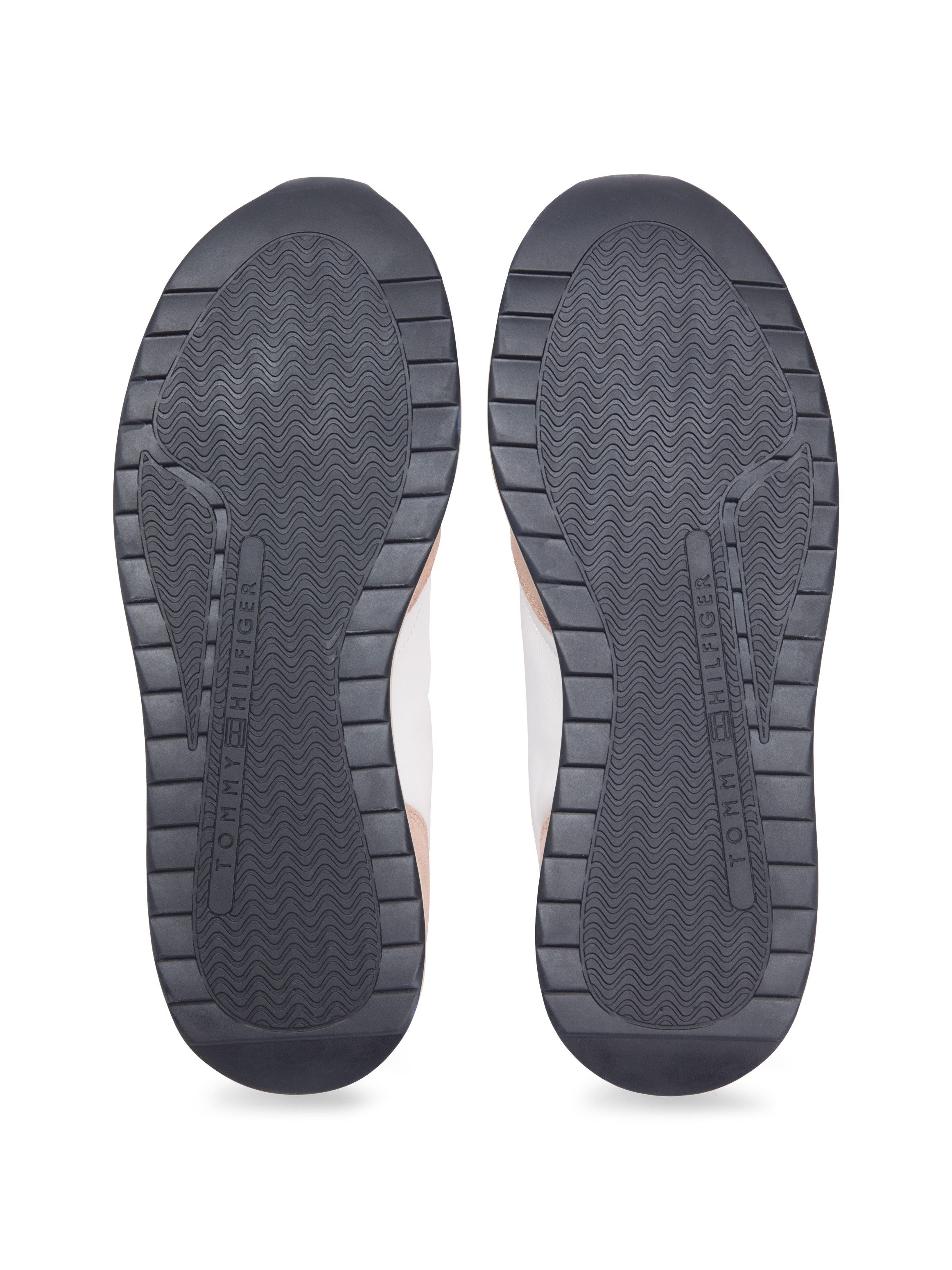 Tommy Hilfiger MIX MATERIAL RUNNER Plateausneaker, Freizeitschuh, Halbschuh, Schnürschuh mit modischem Kontrastbesatz