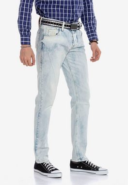 Cipo & Baxx Bequeme Jeans mit schmalem Saum in Straight Fit