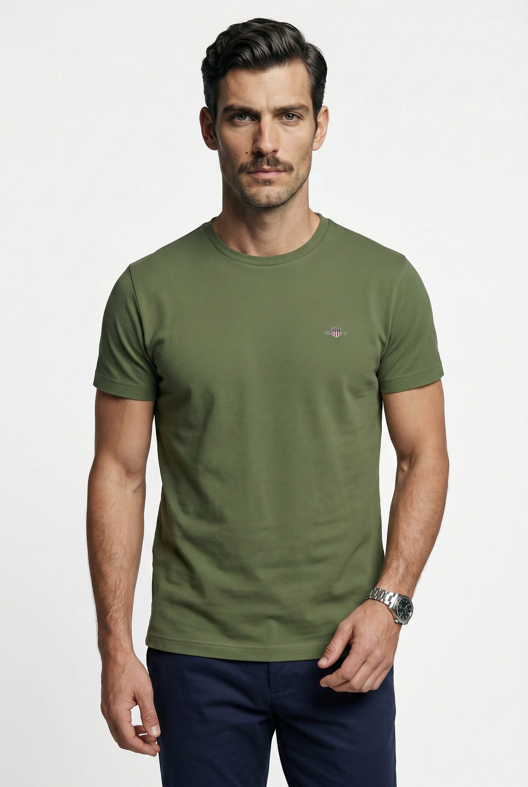 Gant T-Shirt SLIM PIQUE SS T-SHIRT aufgestickte GANT-Wappengrafik auf der Brust