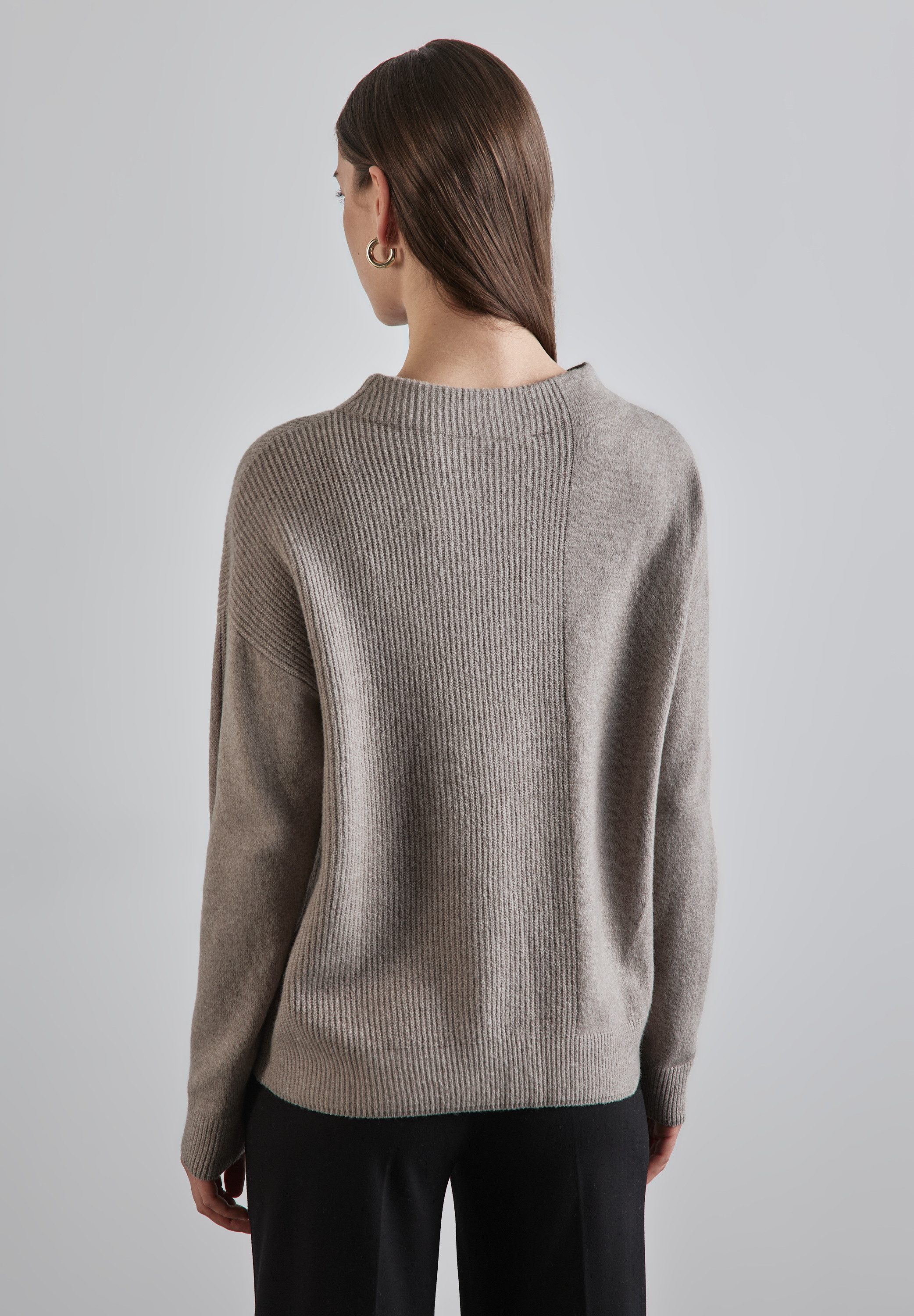 STREET ONE Rundhalspullover mit dekorativen Rippstrickelementen günstig online kaufen